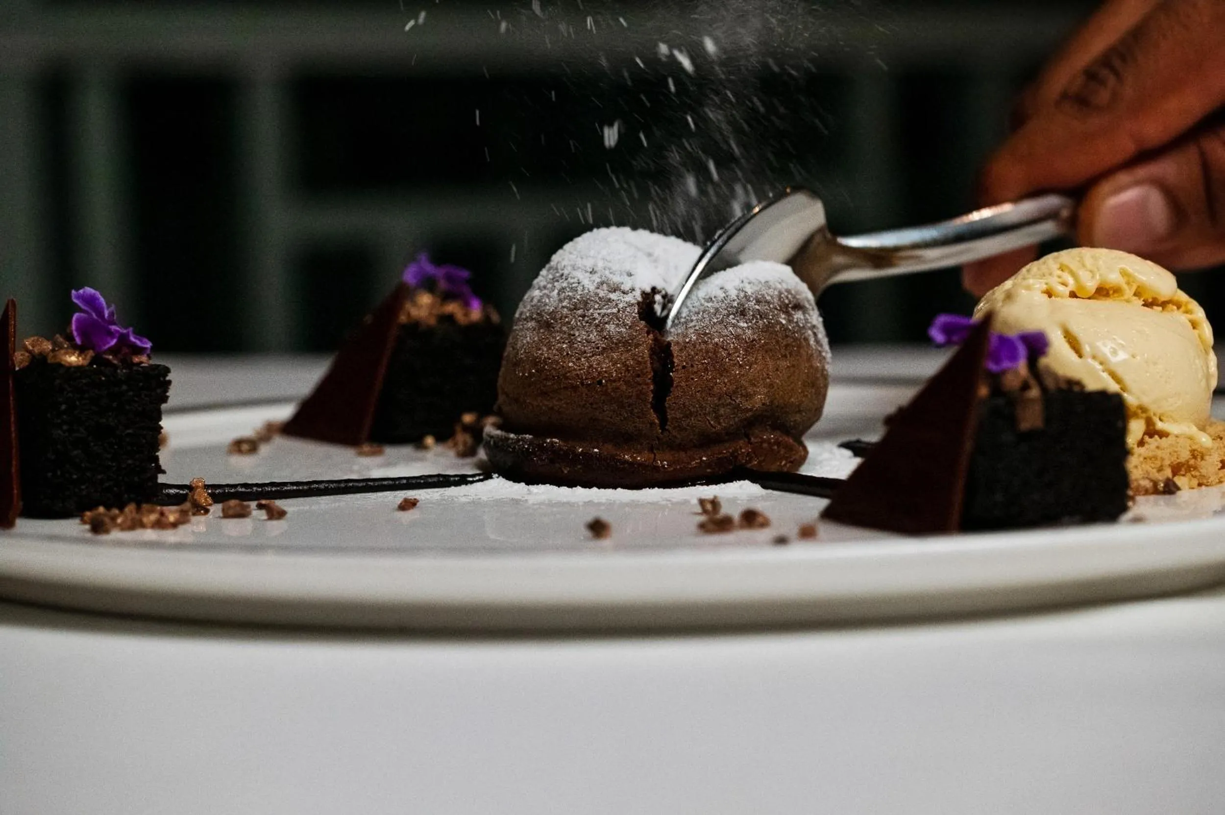 Food and drinks in Amatara Welleisure Resort