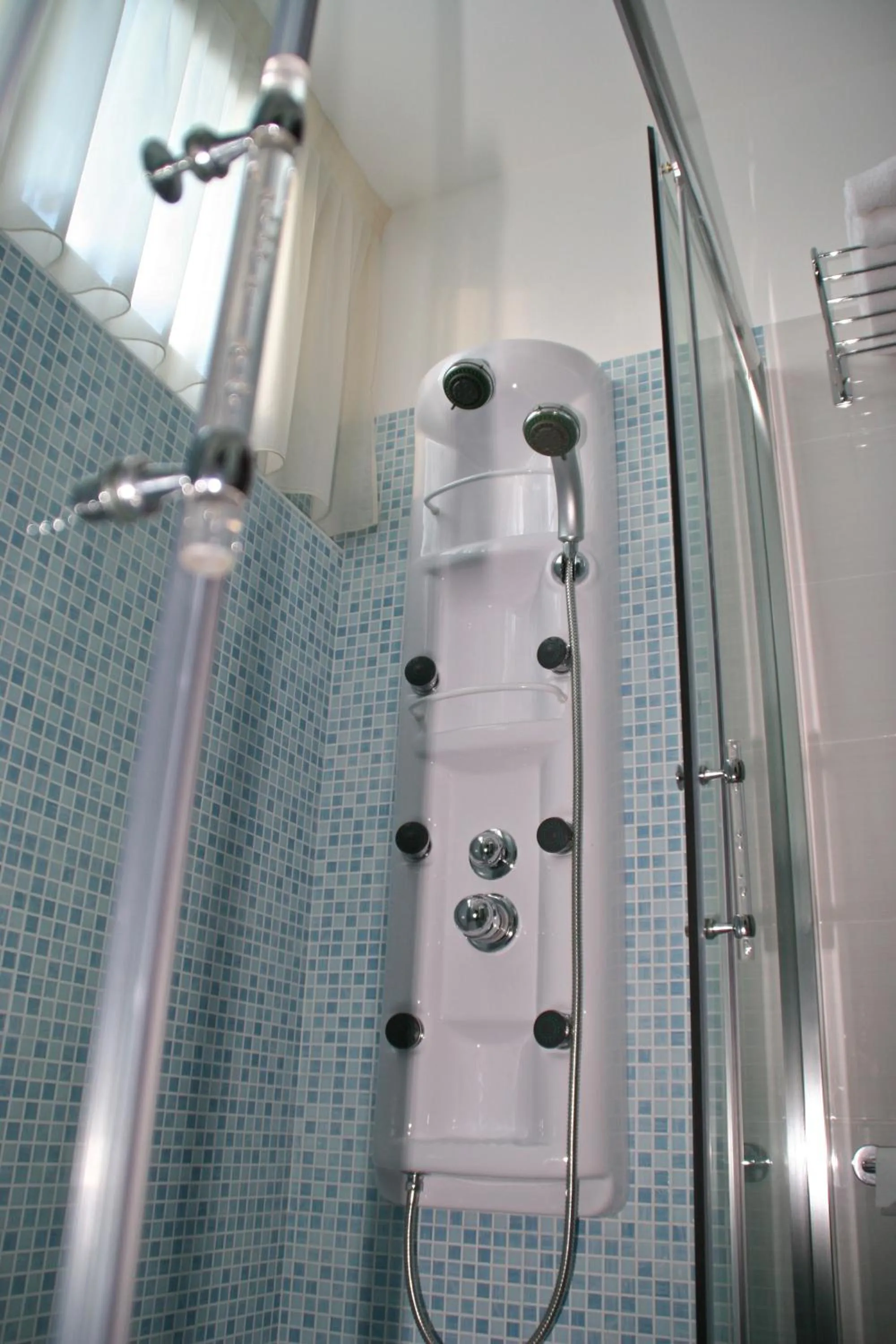 Shower in Hotel Centrale
