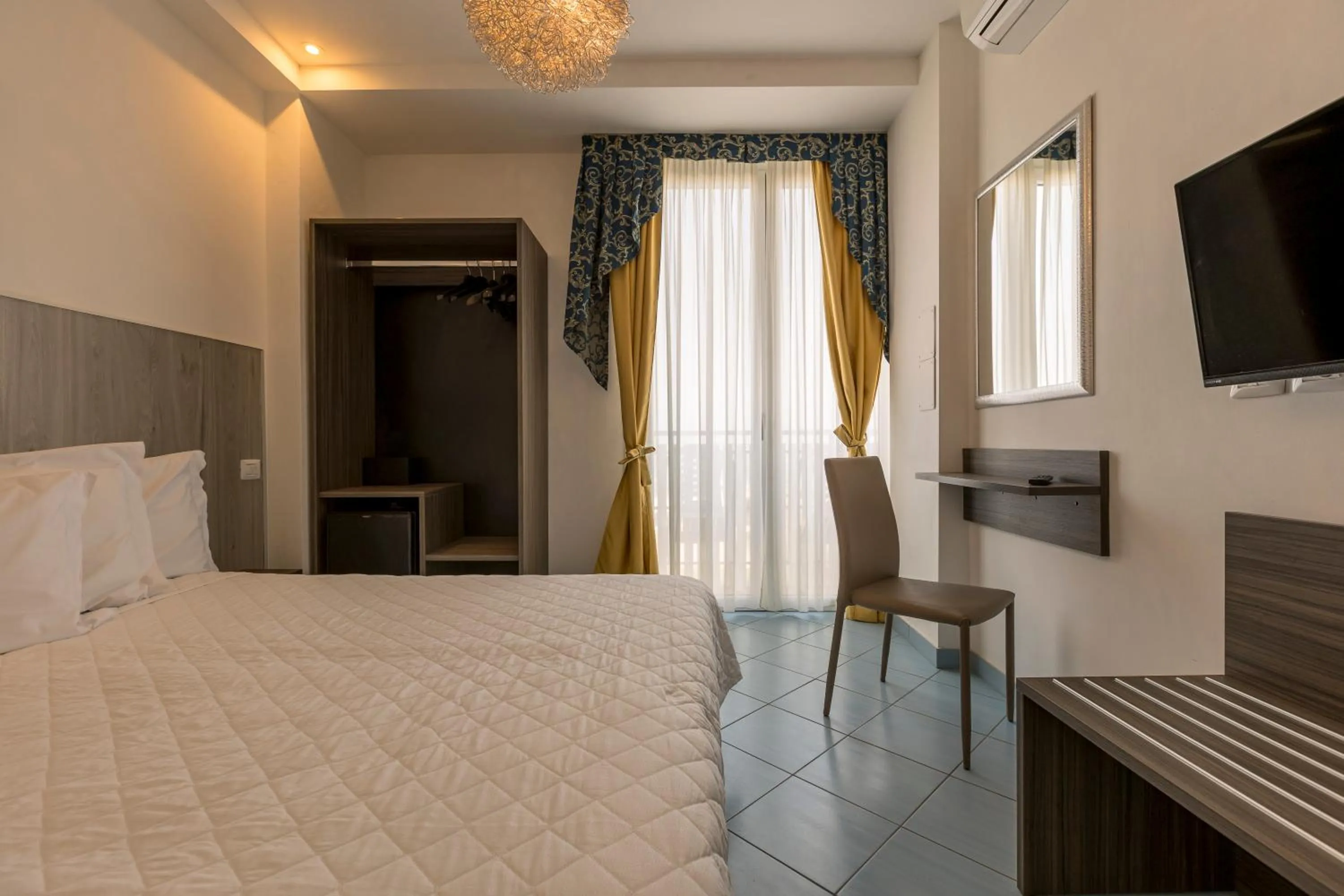 Bed in Hotel Centrale