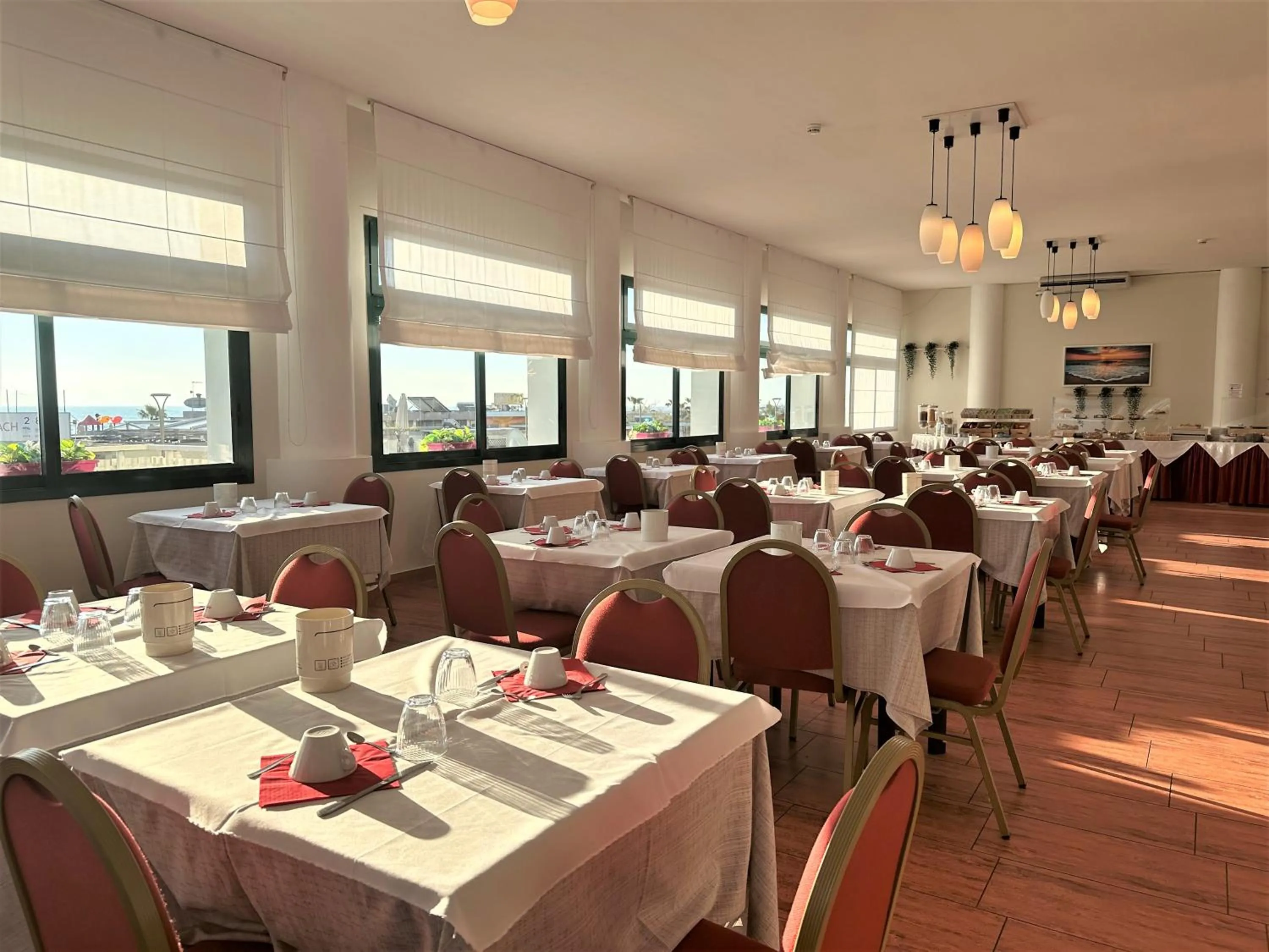 Restaurant/places to eat in Hotel Centrale