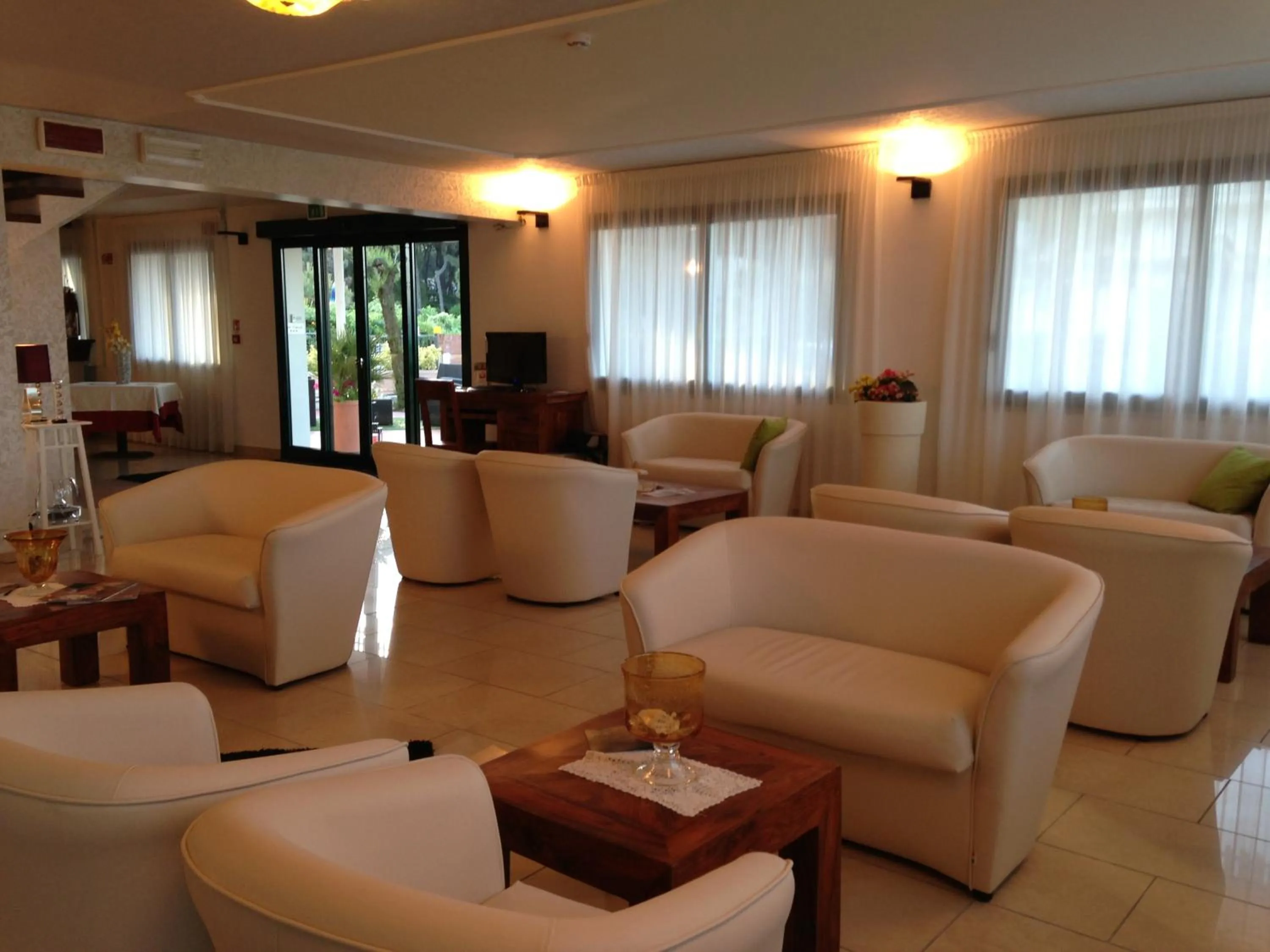 Communal lounge/ TV room in Hotel Centrale
