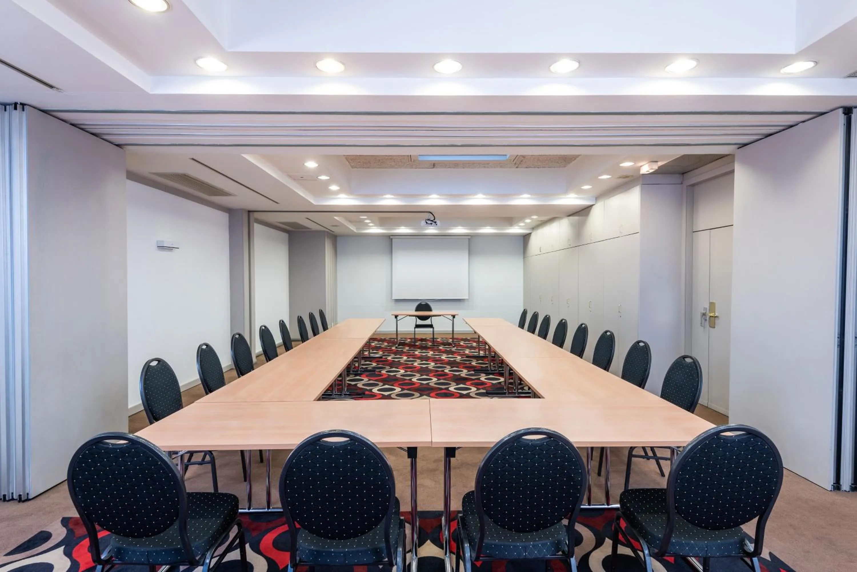 Meeting/conference room in Leonardo Vienna Westbahnhof