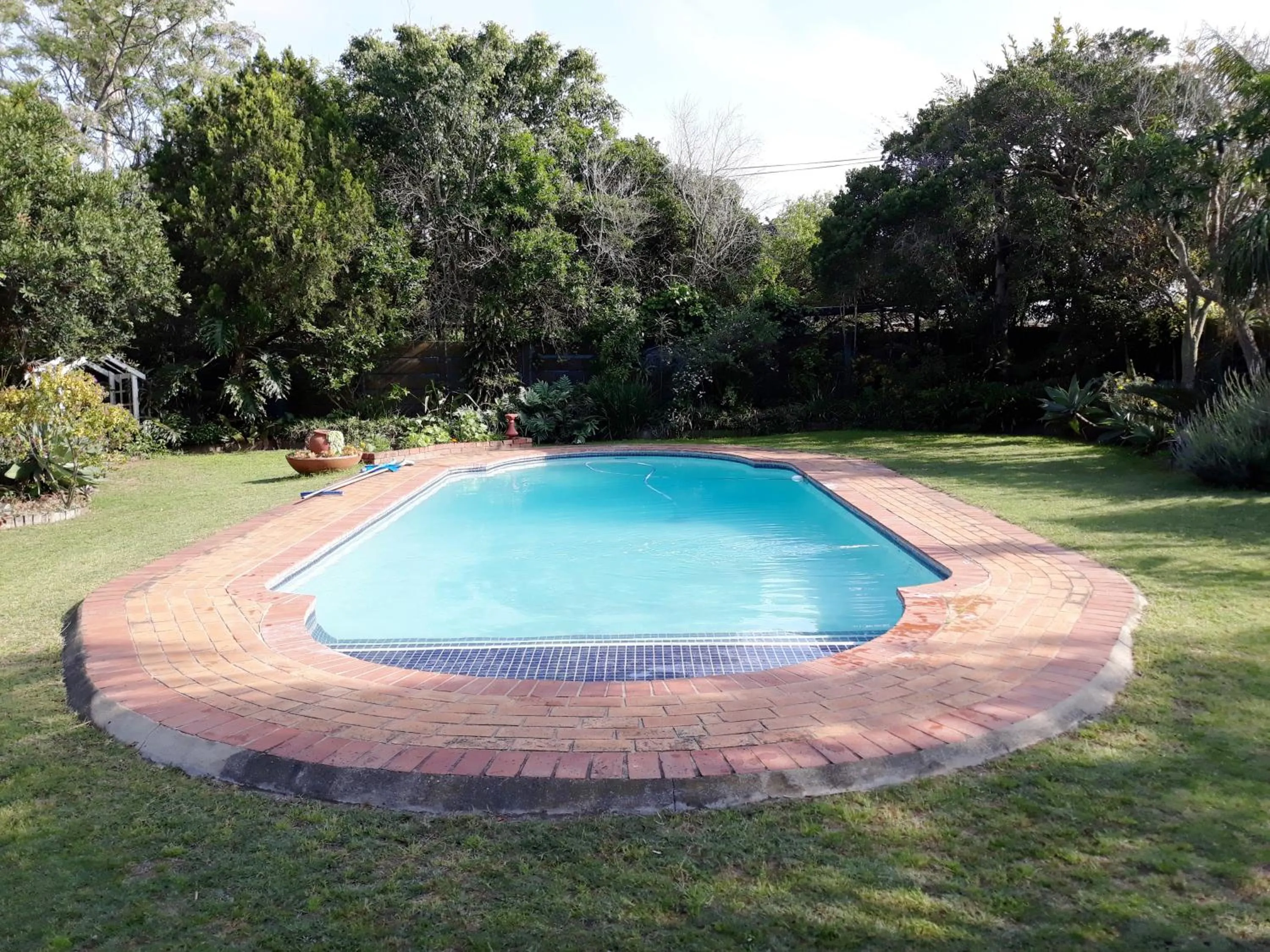 Swimming pool in Field's Rest