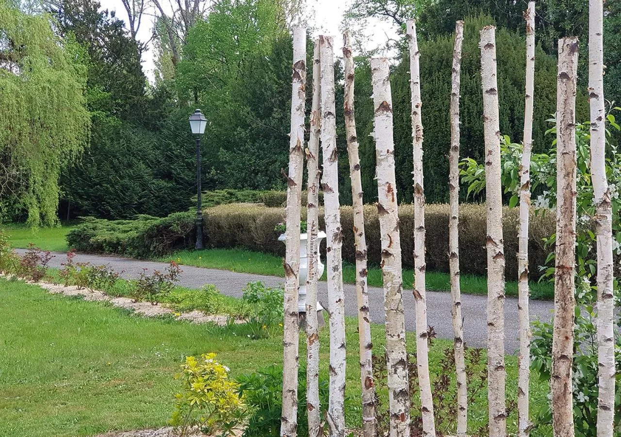 Property building in La Roseraie