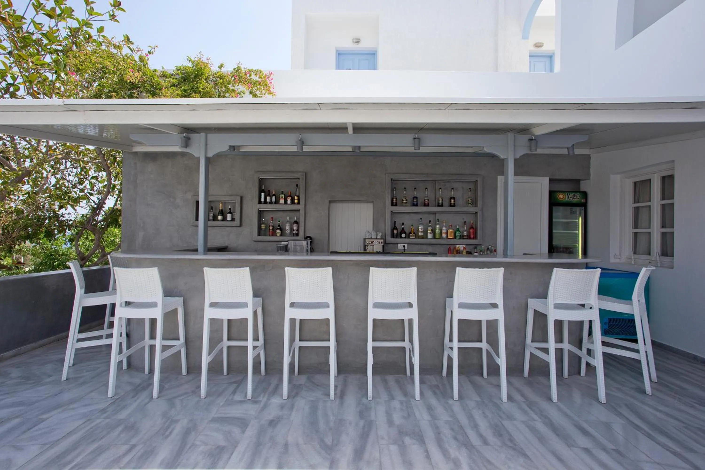 Restaurant/places to eat in Alexandra Hotel