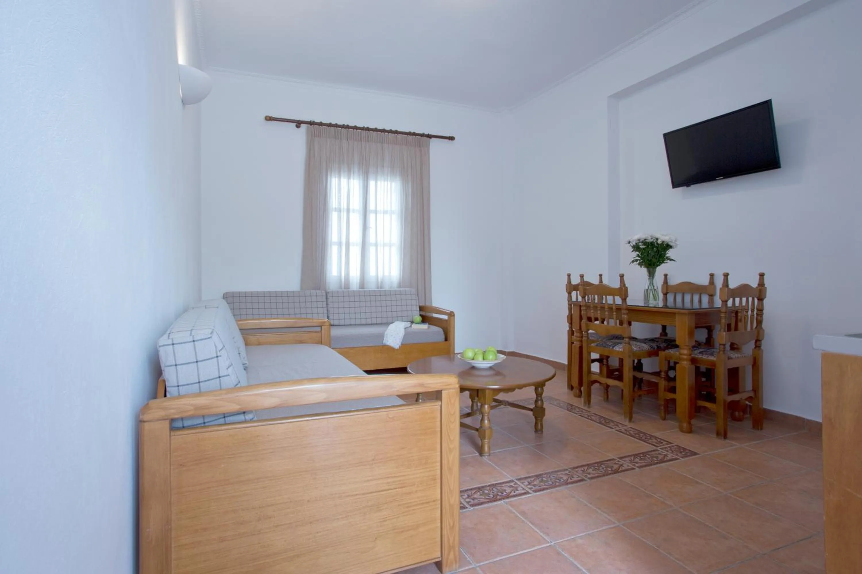 Kitchen or kitchenette in Alexandra Hotel