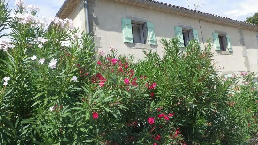 La maison de l'écluse La maison de l'écluse