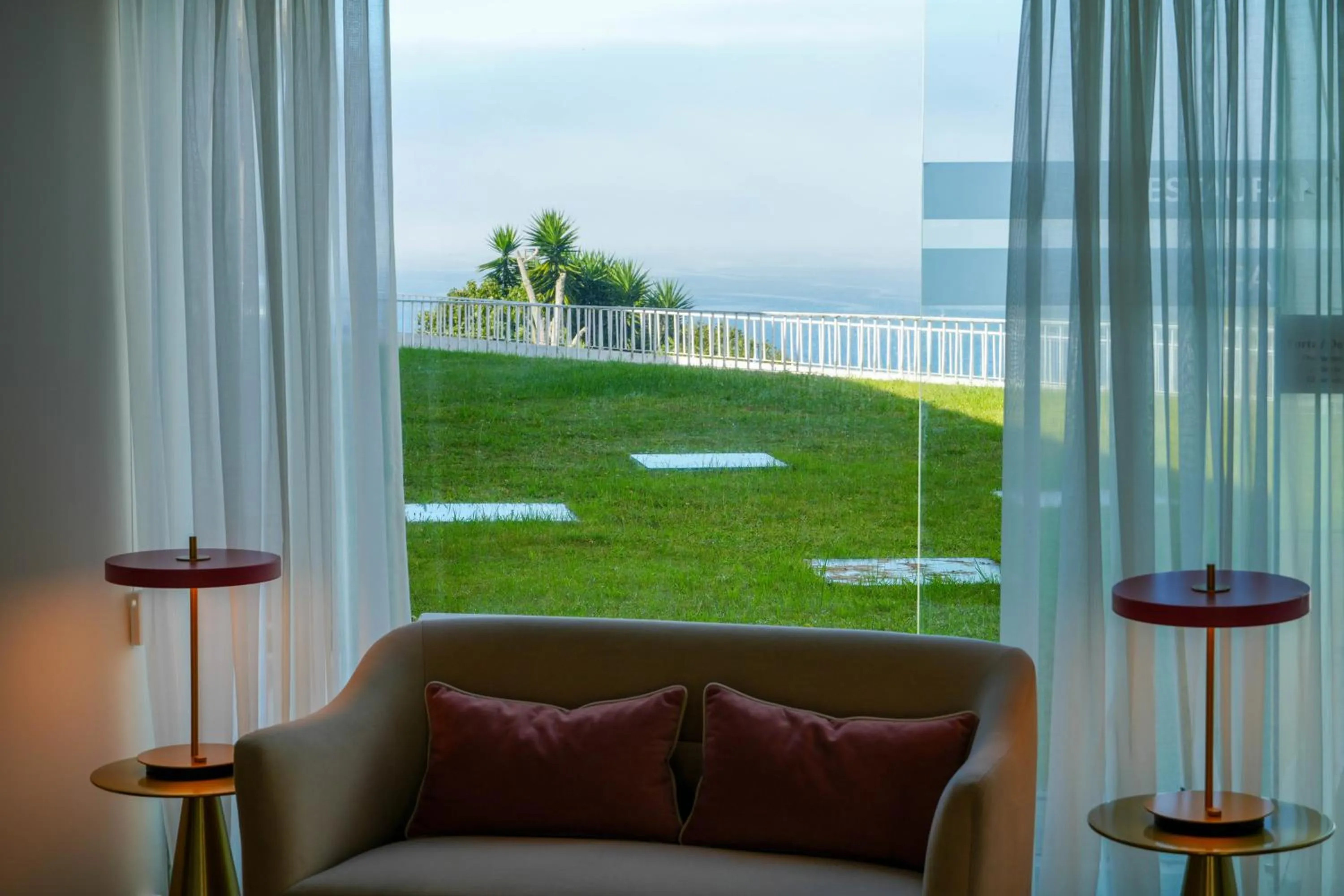 Lobby or reception in Miramar Hotel Spa & Apartments