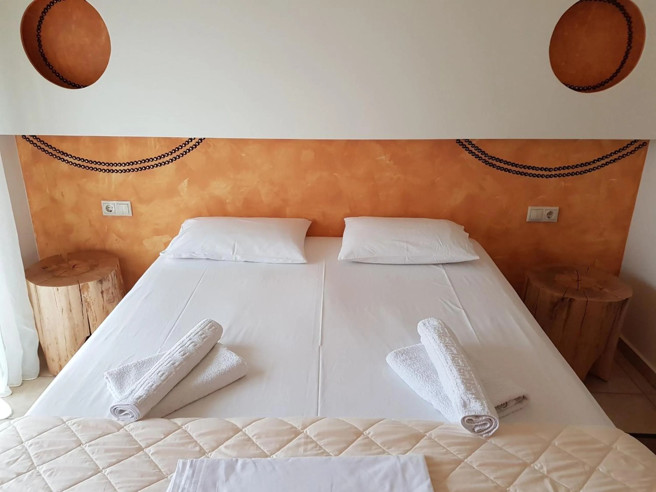 Photo of the whole room, Bed in Hotel George