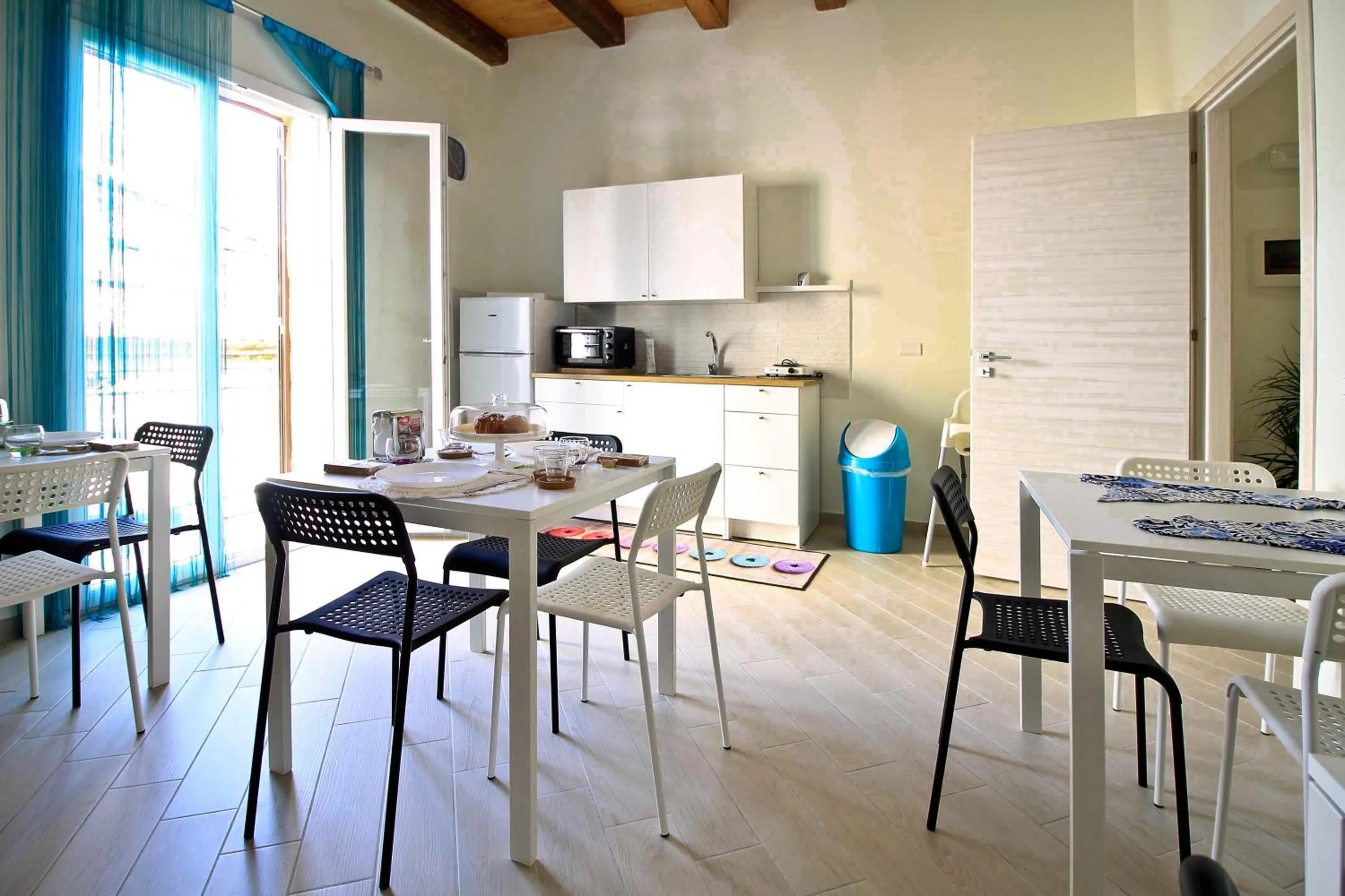 Communal kitchen in centruMaqueda