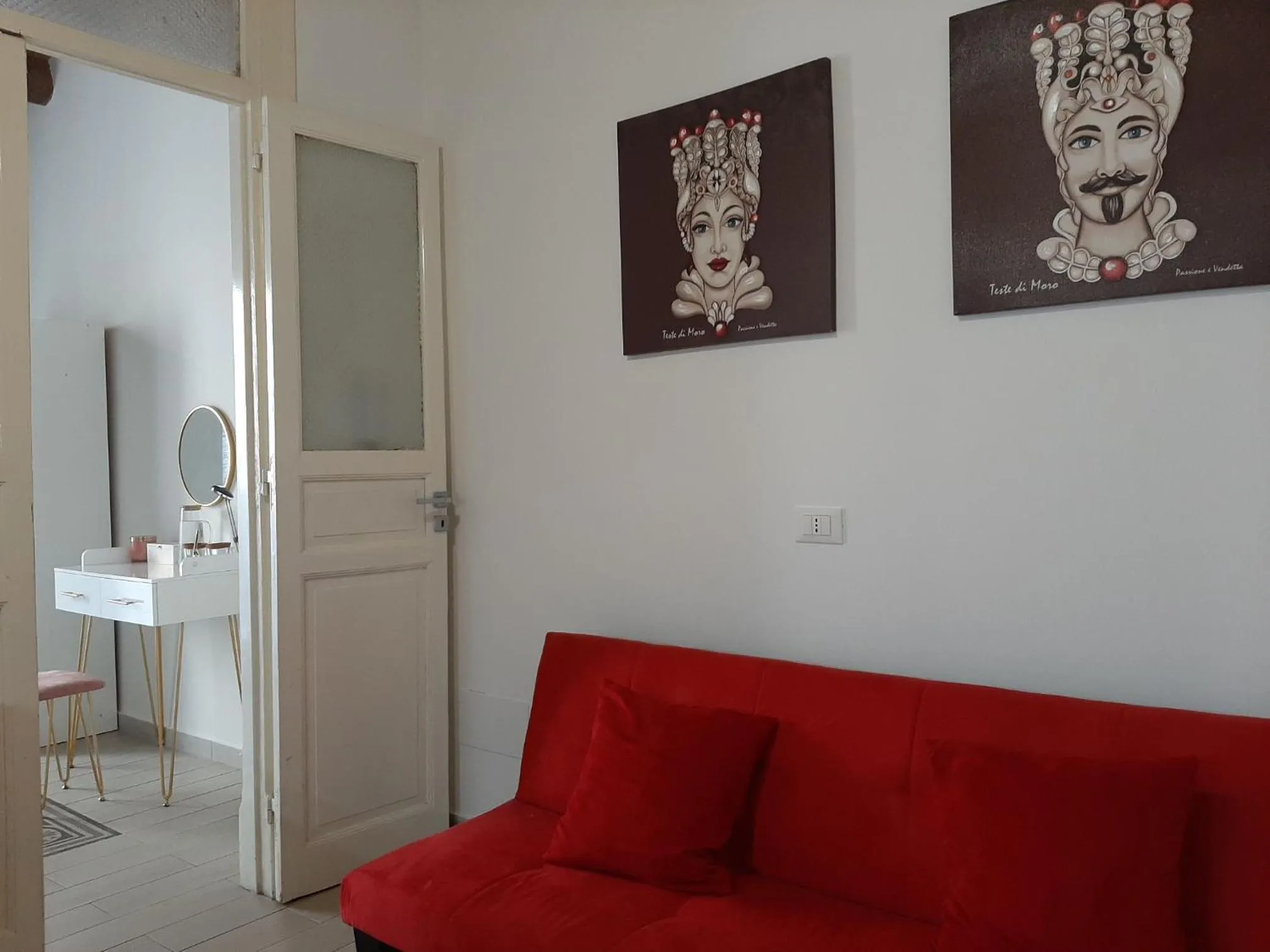 Seating area in centruMaqueda