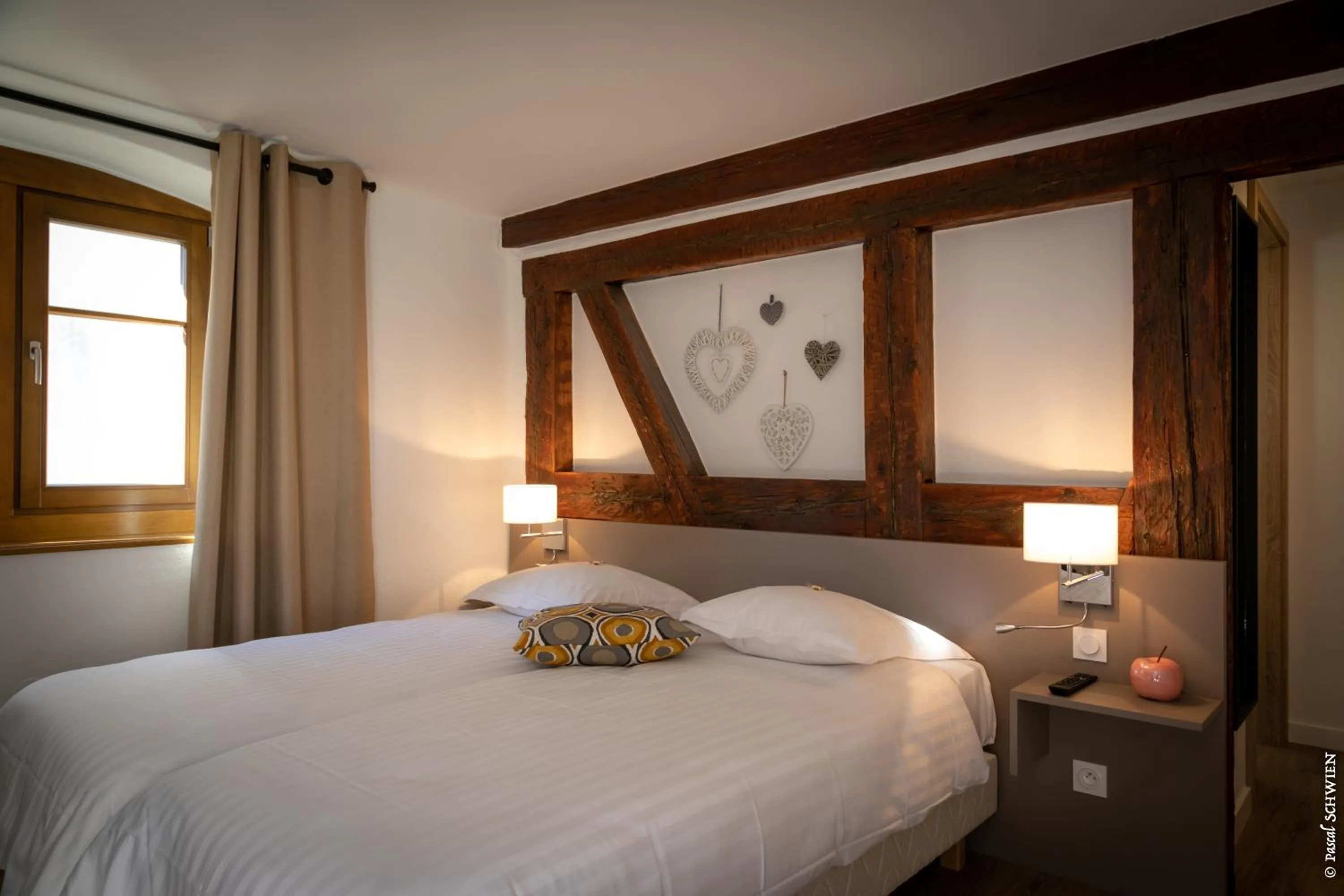 Bedroom, Bed in Hôtel le Saint Nicolas