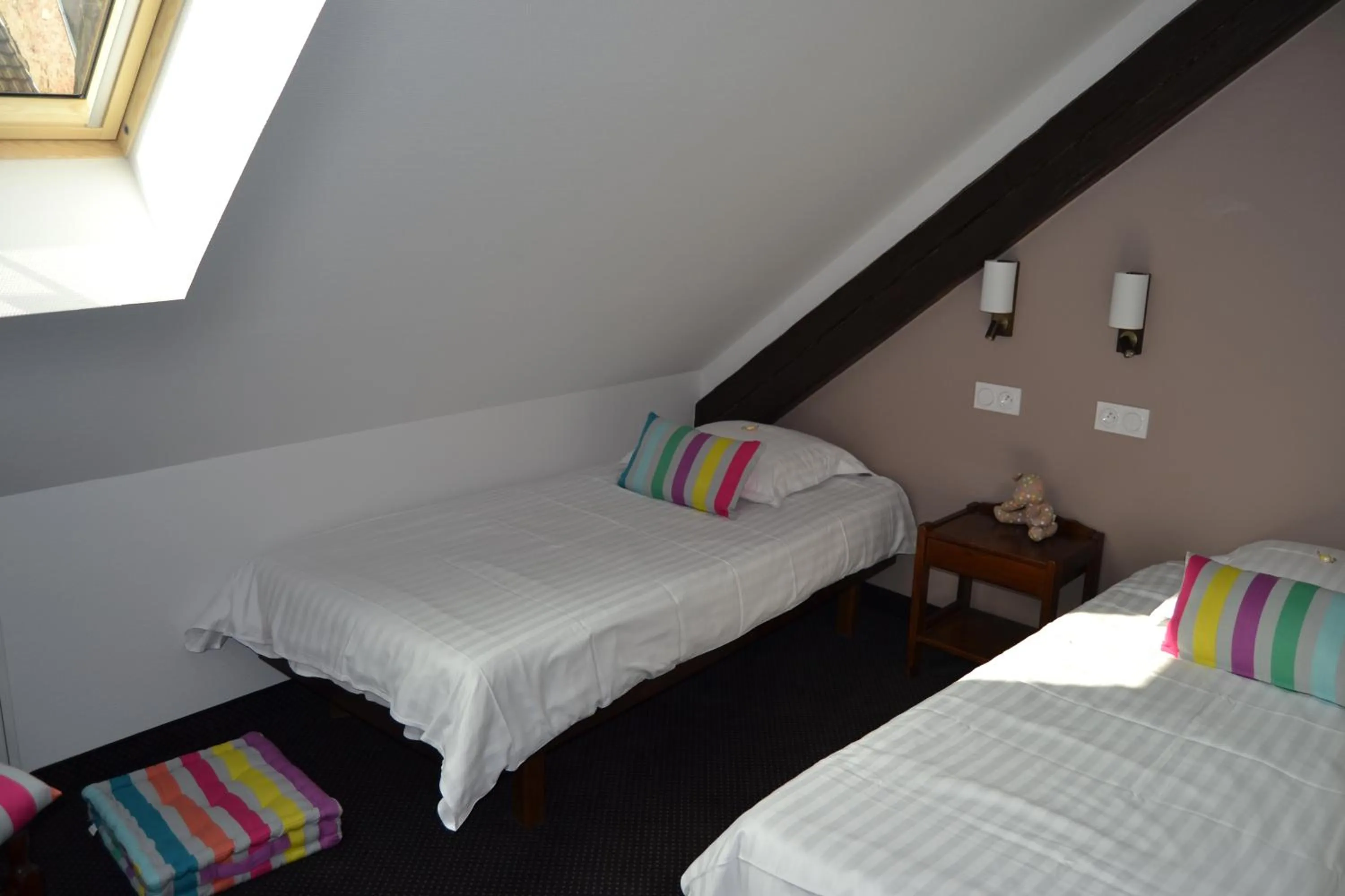 Bedroom, Bed in Hôtel le Saint Nicolas