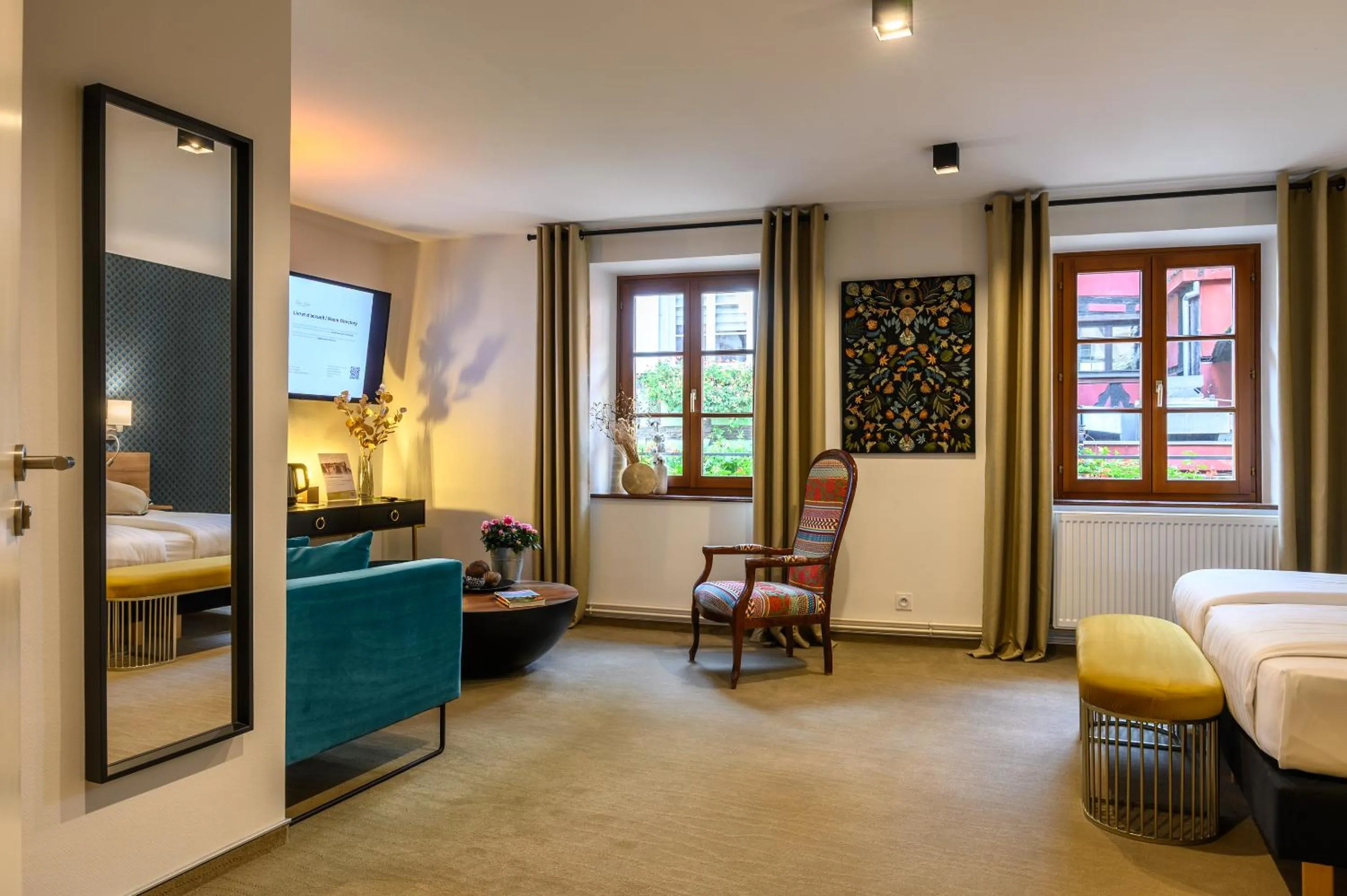 Photo of the whole room, Bed in Hôtel le Saint Nicolas
