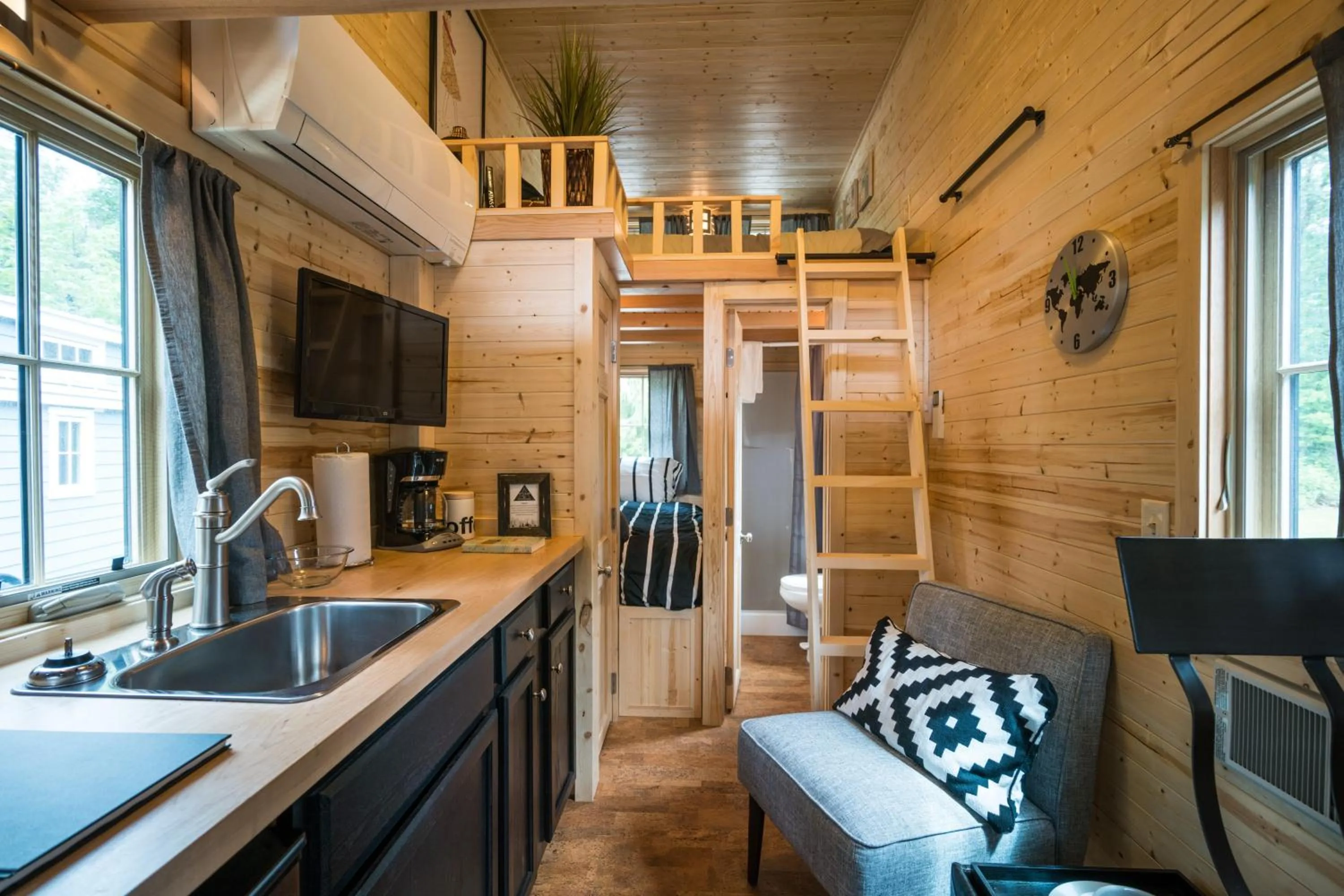 Mt Hood Tiny House Village