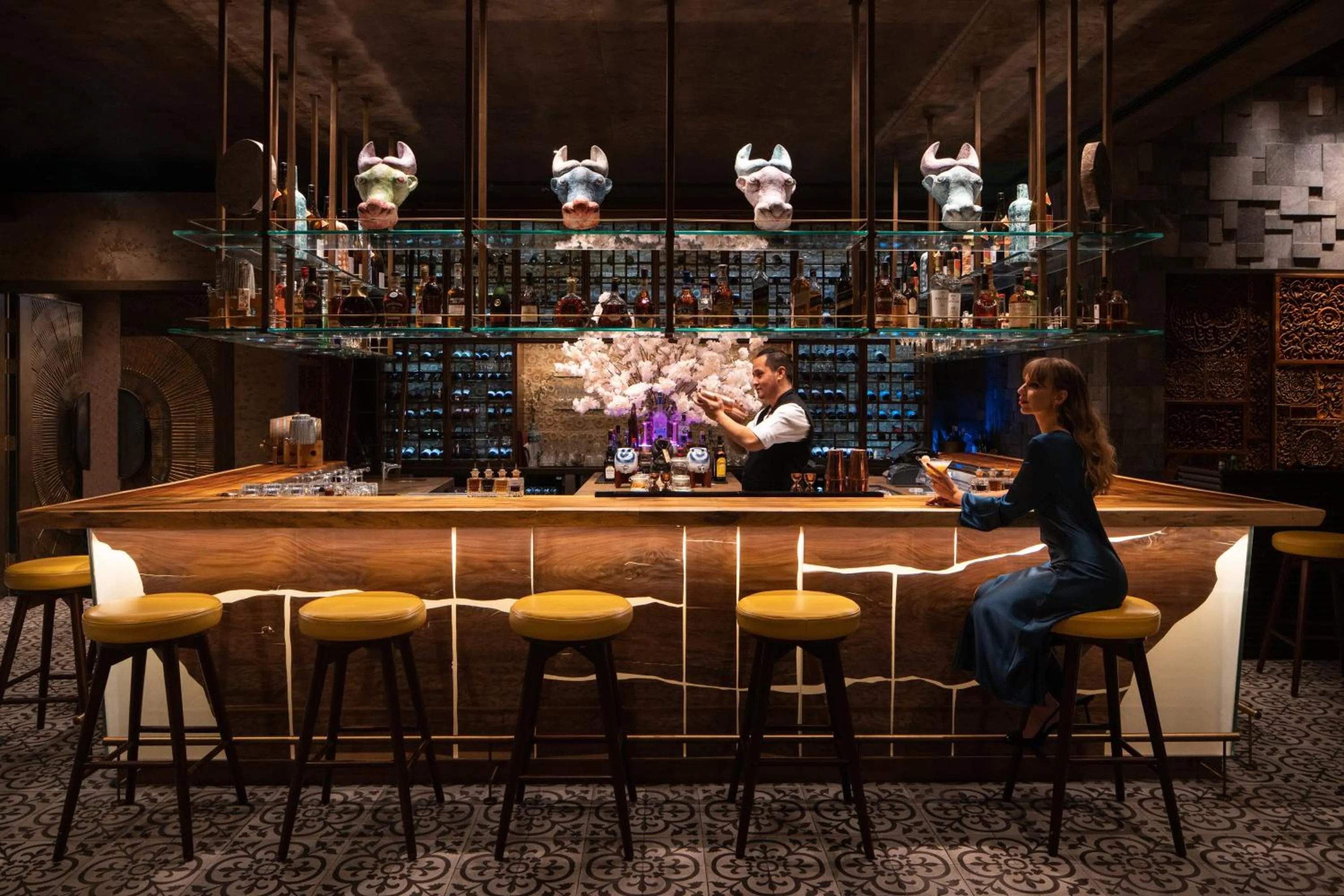 Restaurant/places to eat in Raffles The Palm