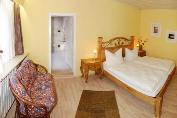 Day, Bed in Hotel Auf Dem Langenhof Wunstorf