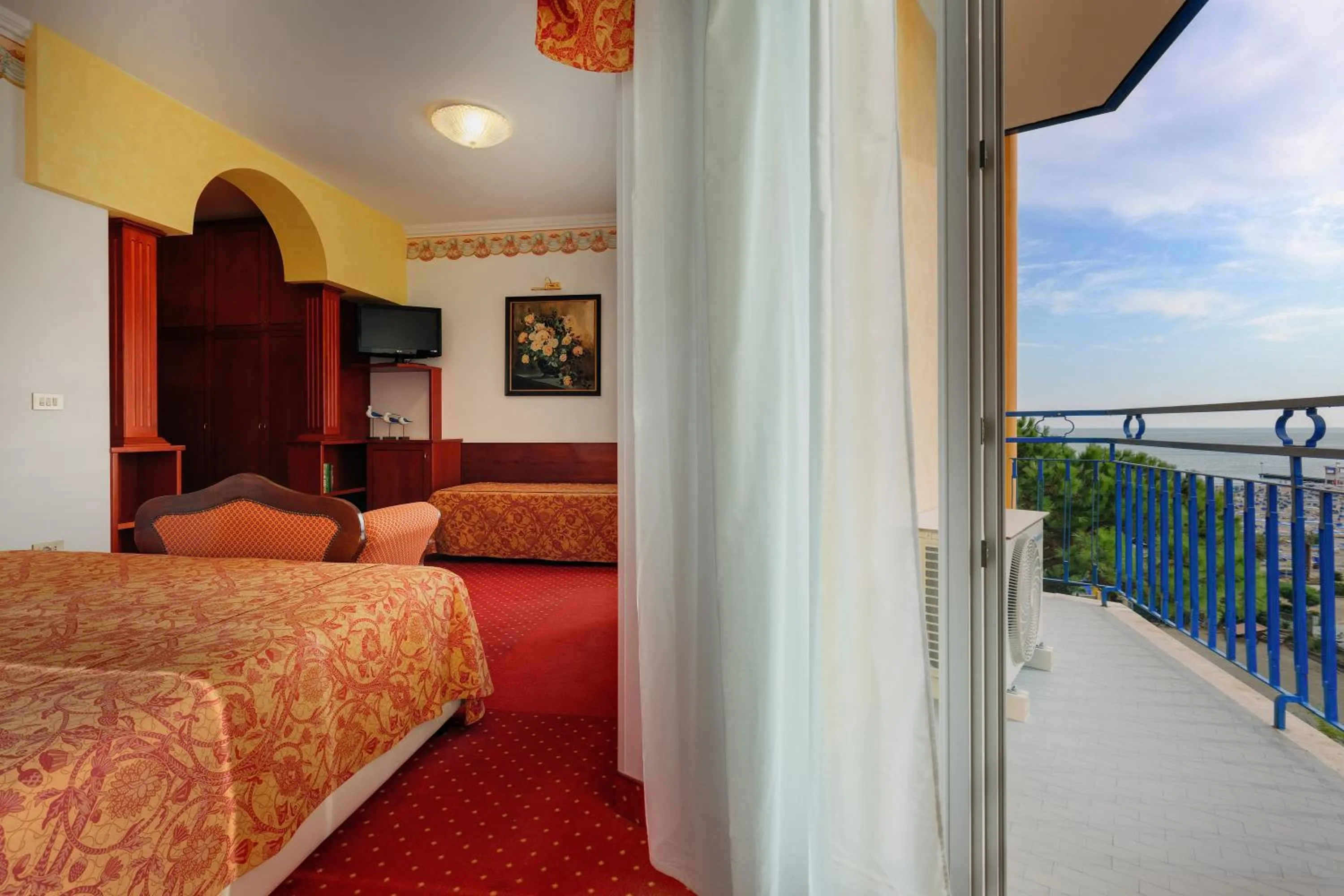 Bed in Hotel Napoleon