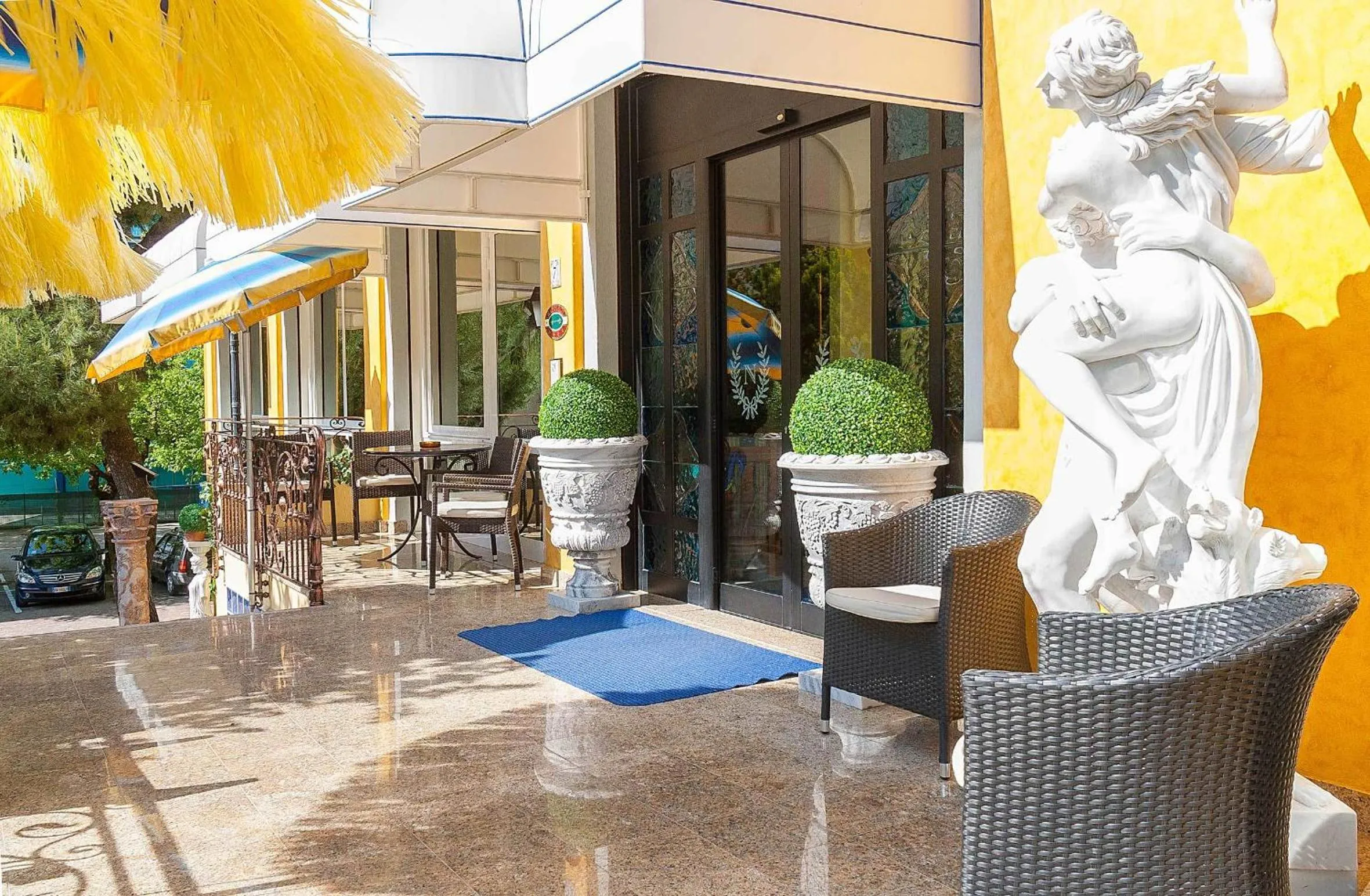 Patio in Hotel Napoleon