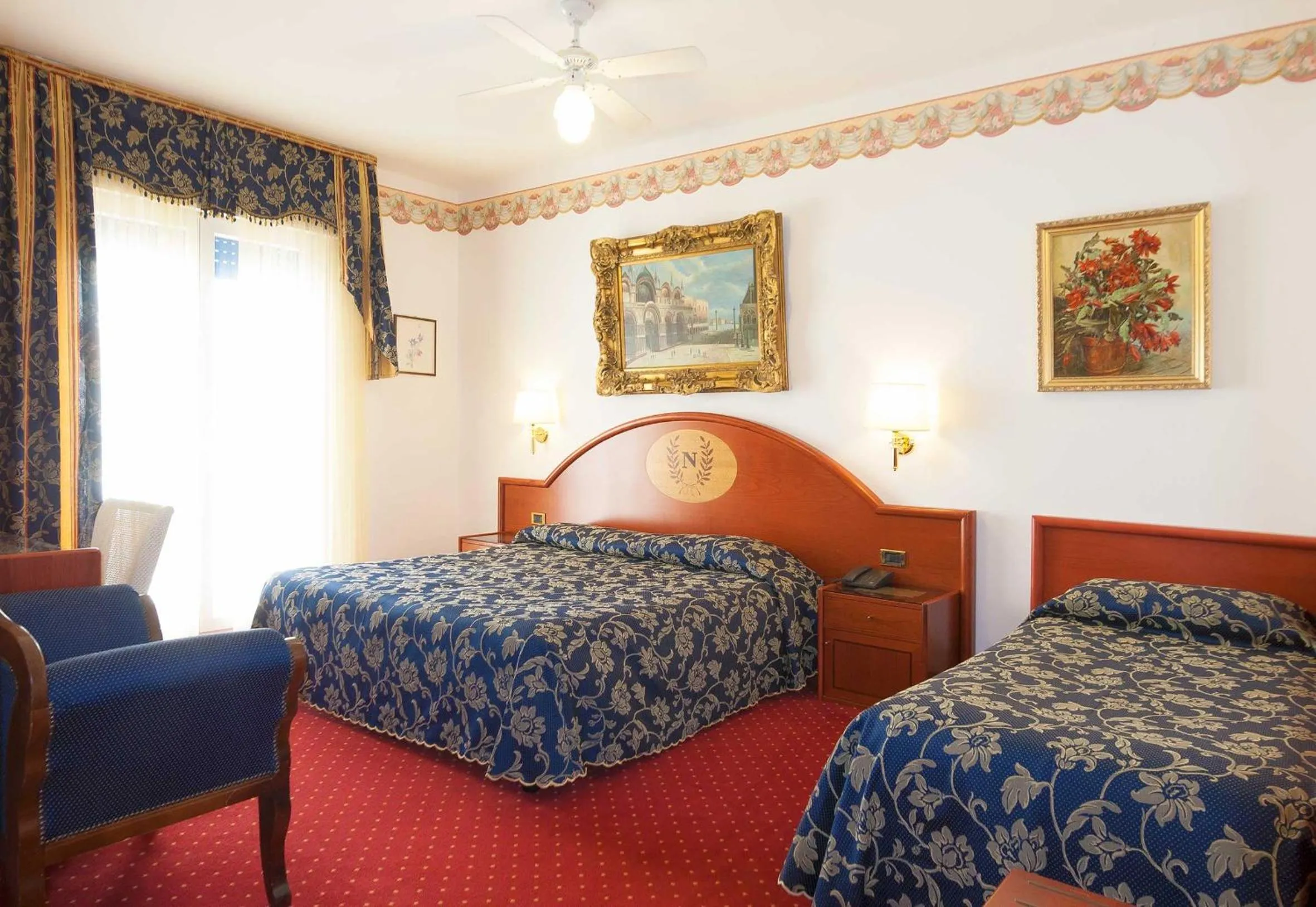 Photo of the whole room, Bed in Hotel Napoleon