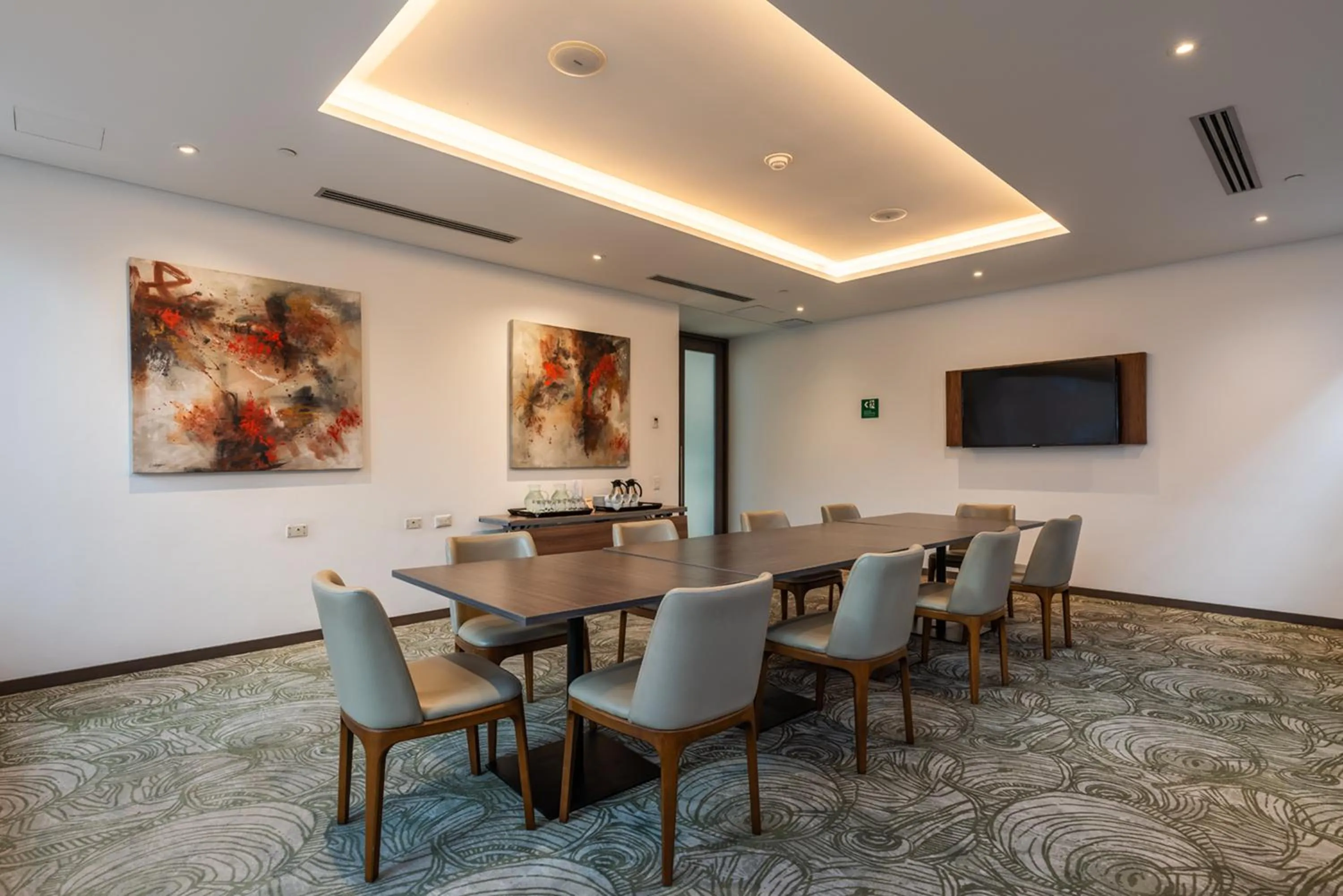 Meeting/conference room in Estelar La Torre Suites