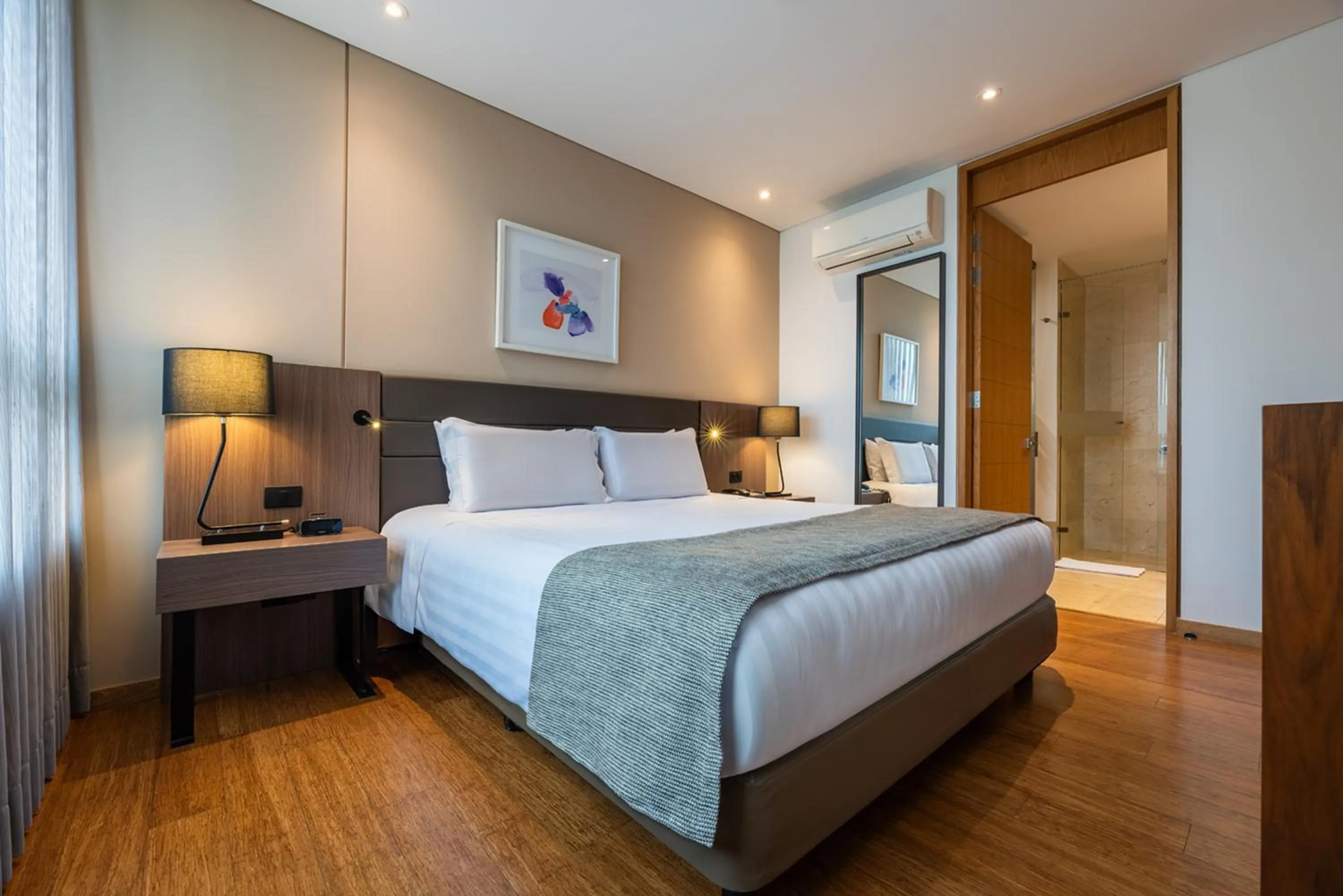 Bed in Estelar La Torre Suites