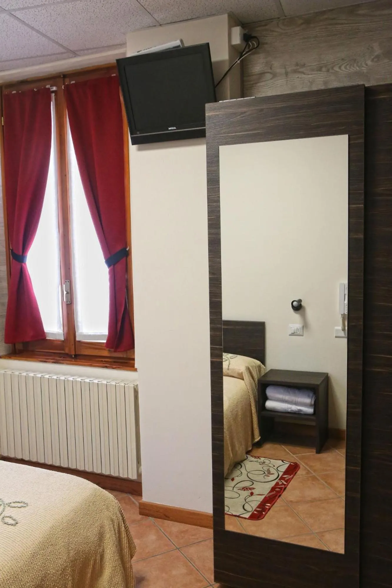 Photo of the whole room, Bed in Albergo Gusmeroli
