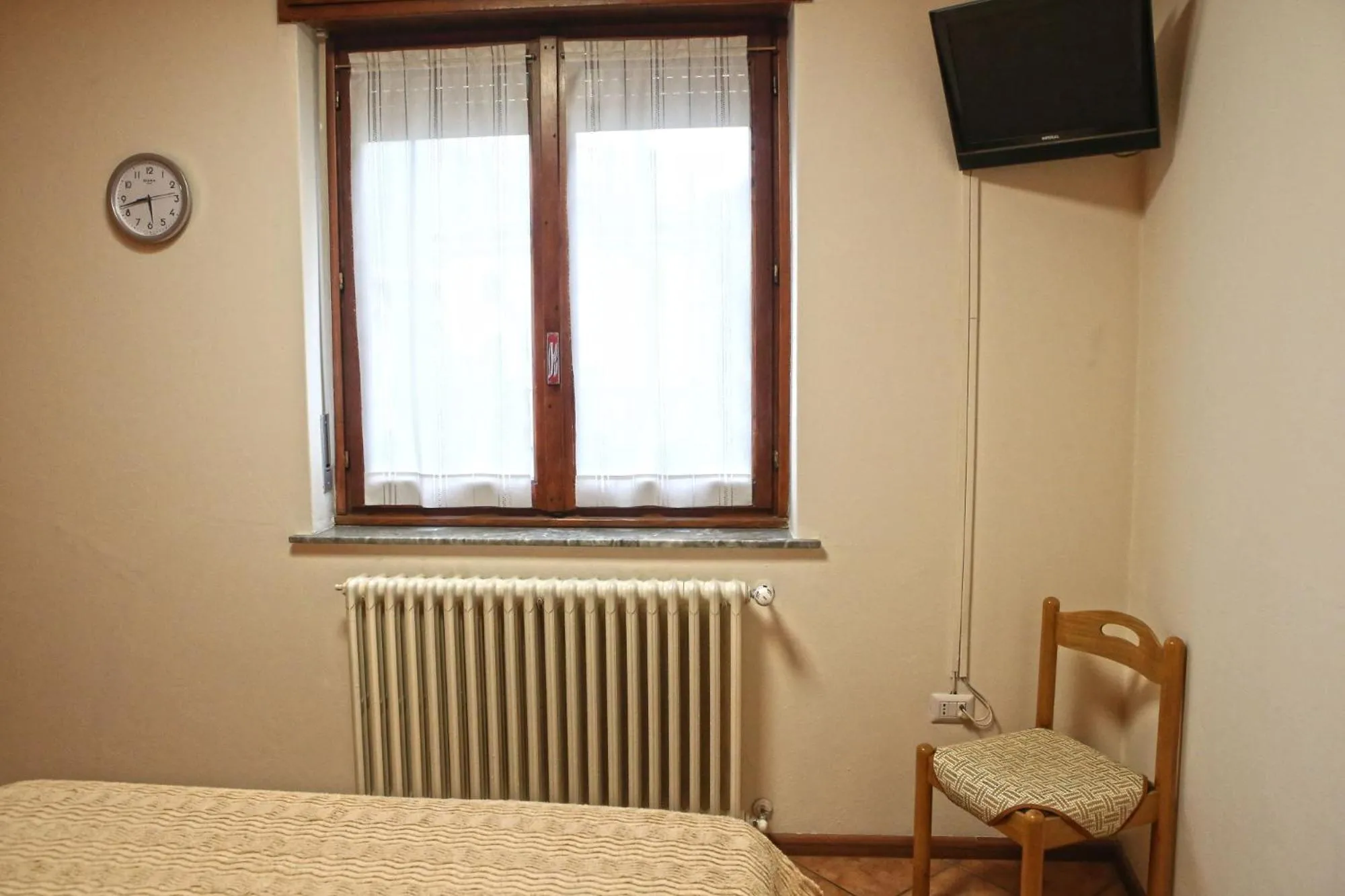 Photo of the whole room, Bed in Albergo Gusmeroli