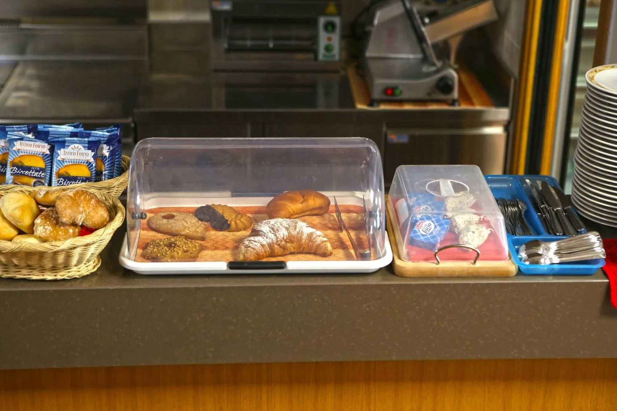 Food and drinks in Albergo Gusmeroli