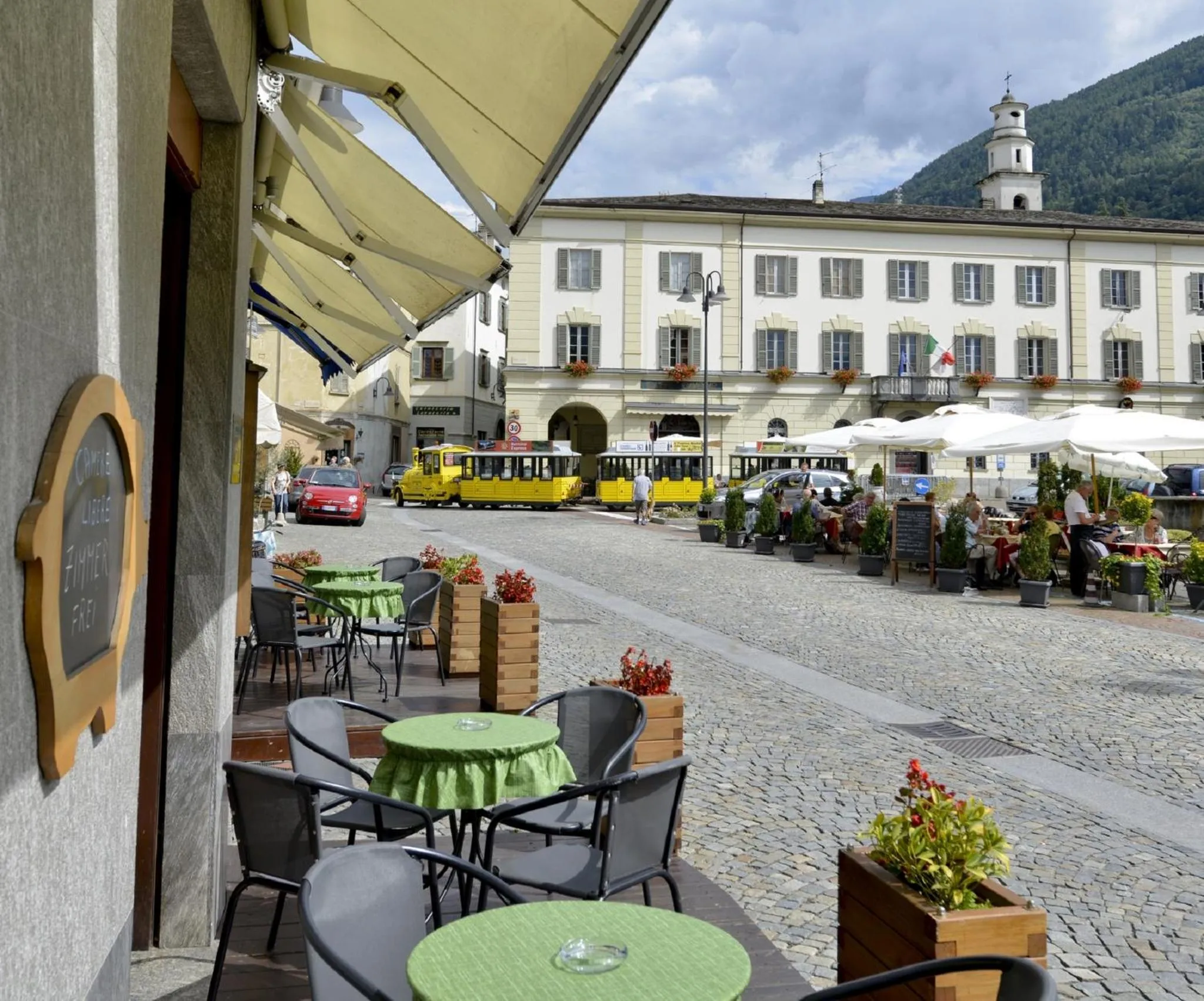 Facade/entrance in Albergo Gusmeroli