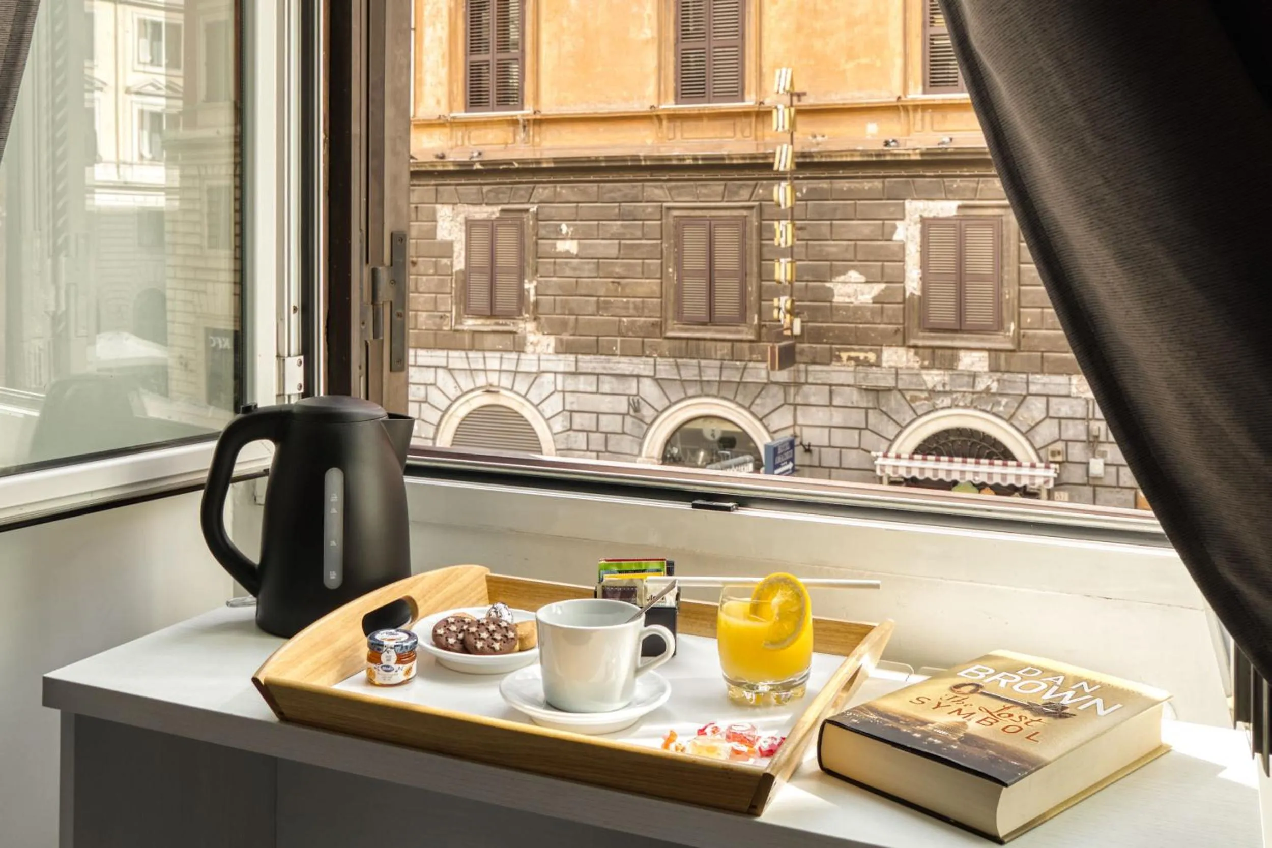 Breakfast in Rhome Guest House