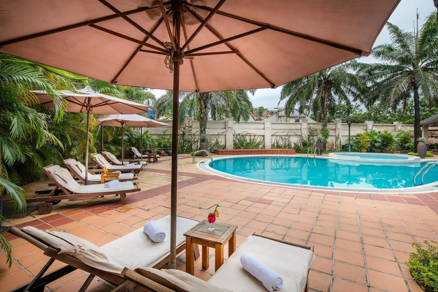 Swimming pool in Sai Gon Quang Binh Hotel