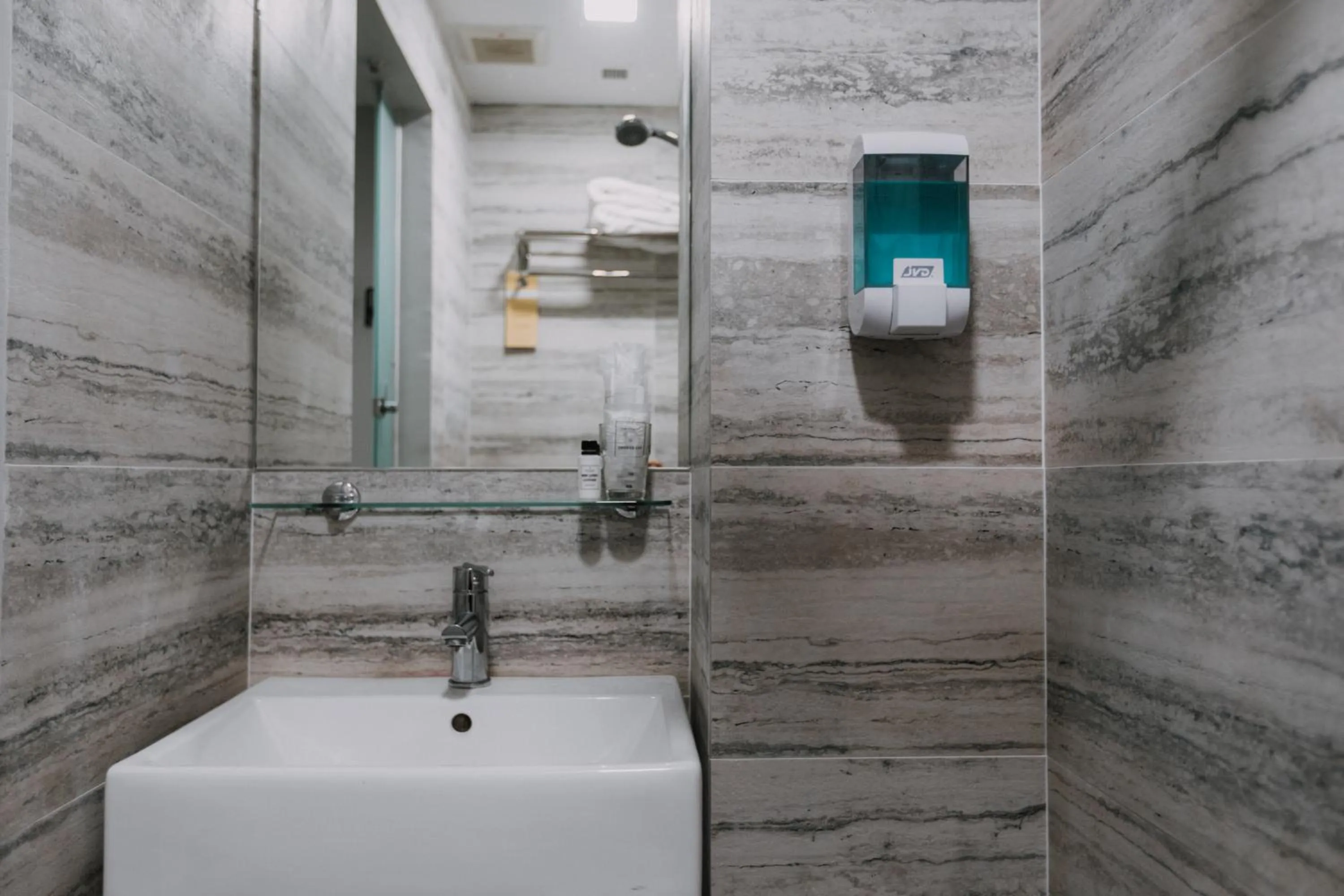 Bathroom in Butternut Tree Hotel