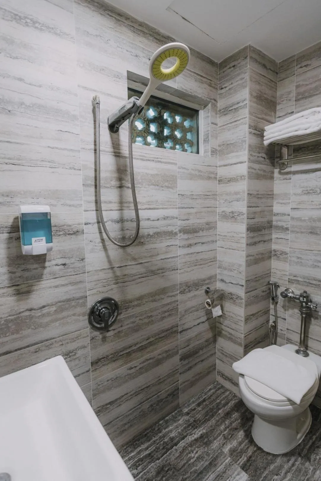 Bathroom in Butternut Tree Hotel