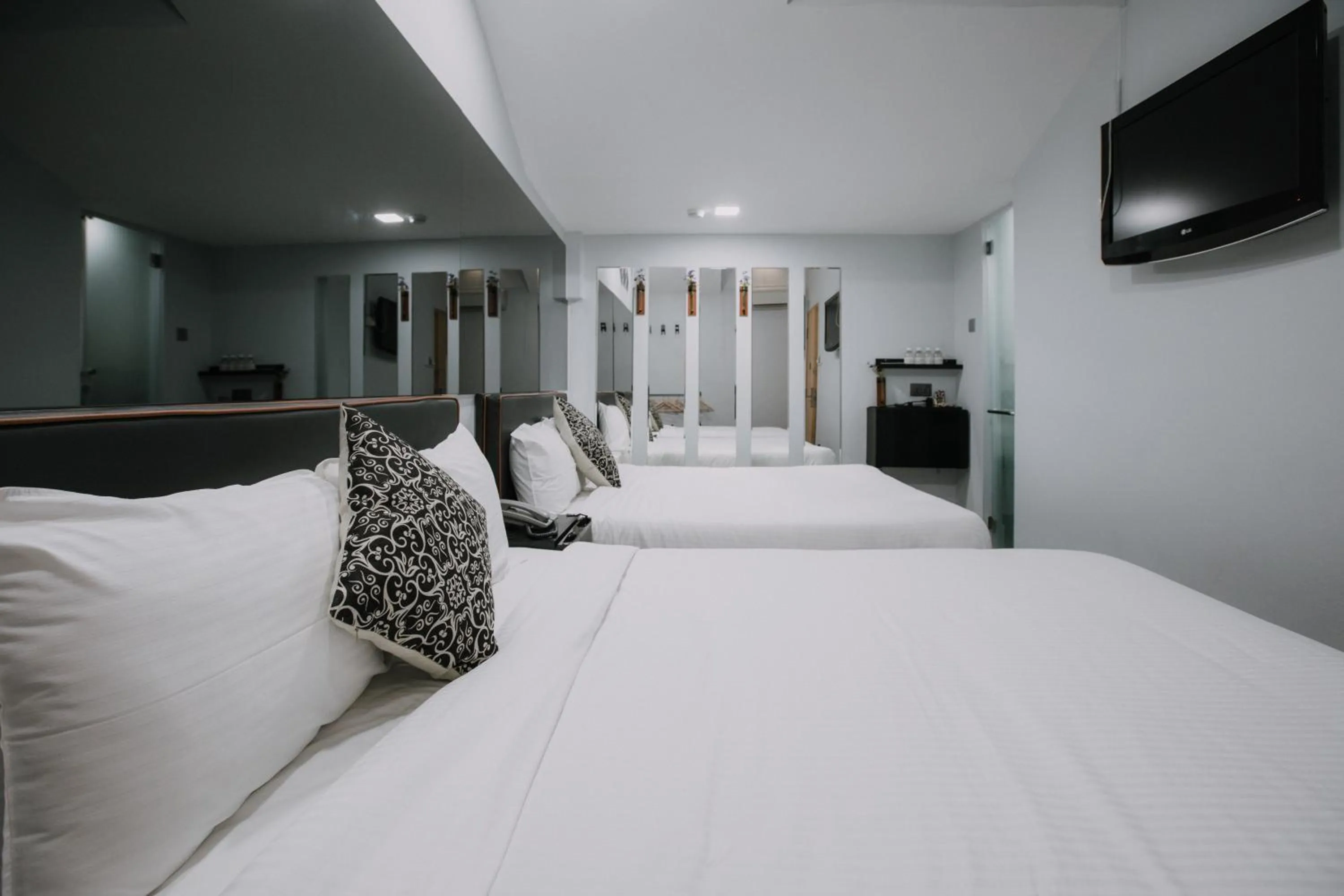 Butternut Tree Hotel