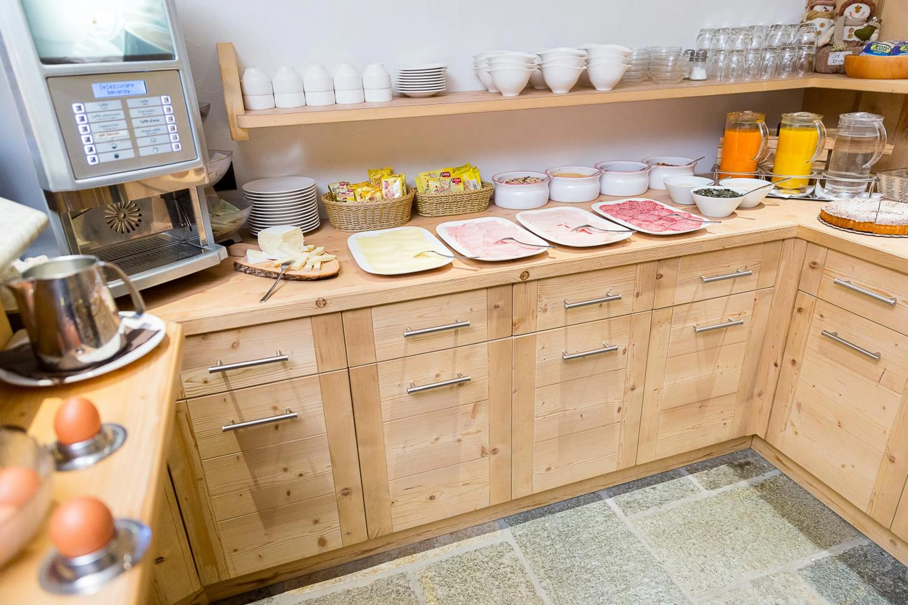 Breakfast in Hotel Champagne