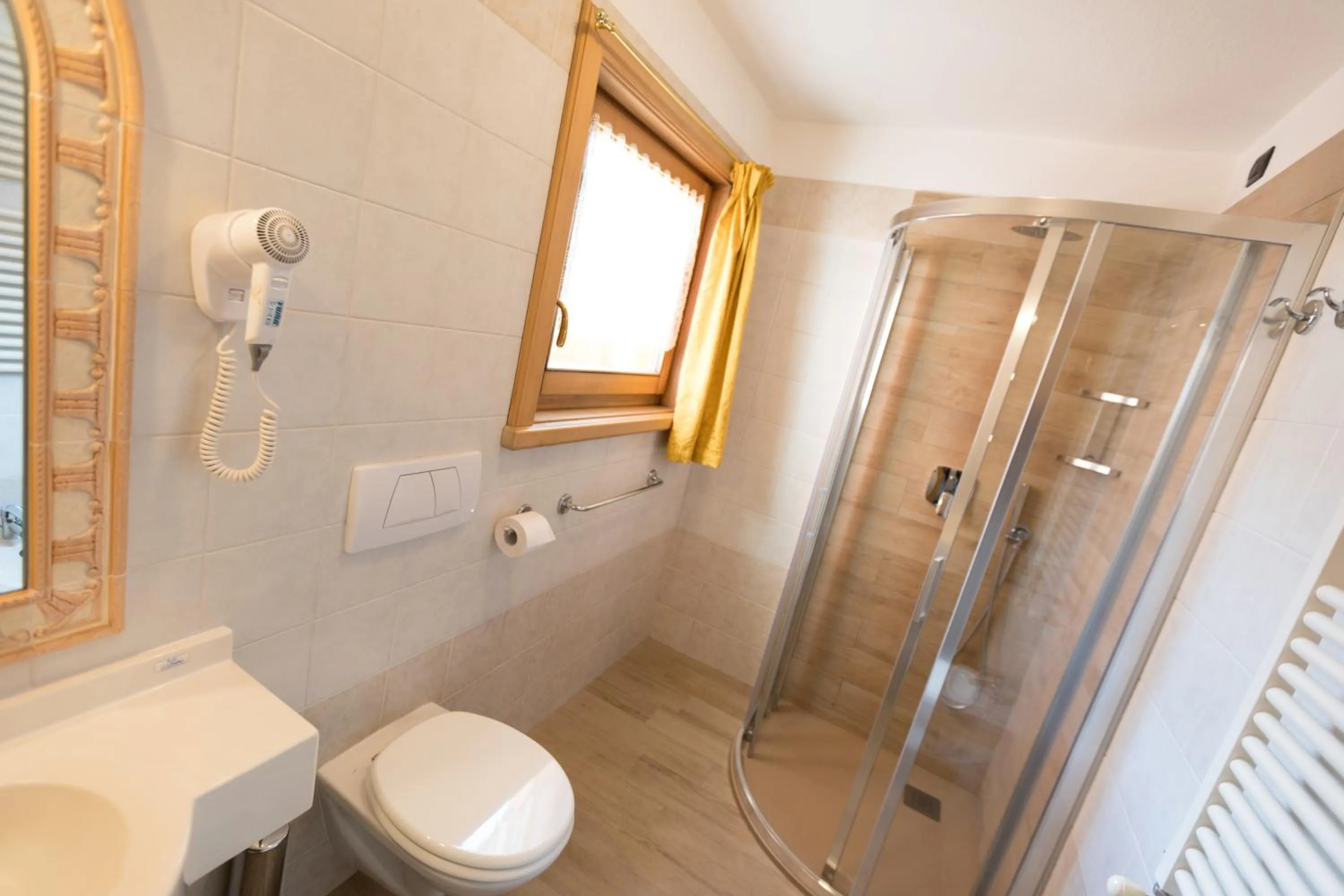 Bathroom in Hotel Champagne