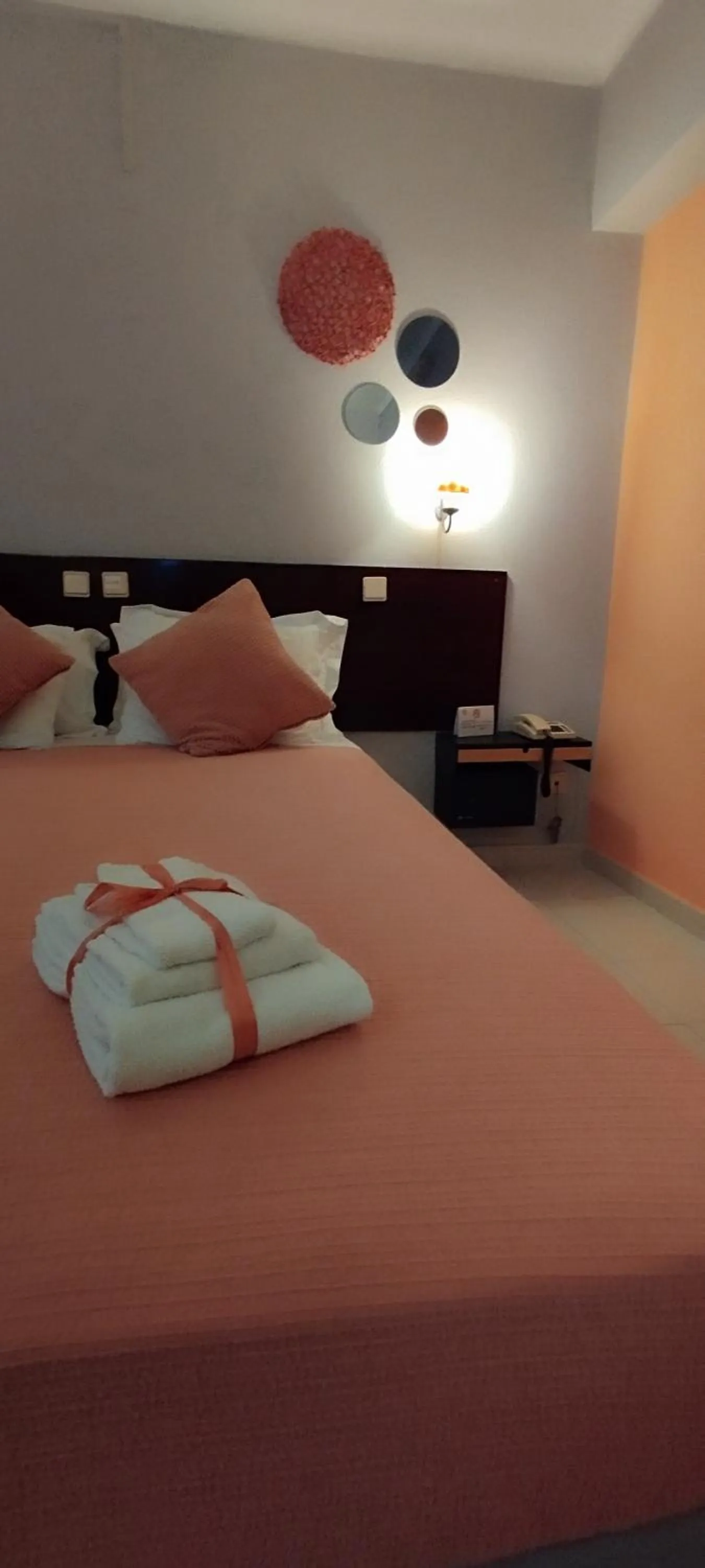 View (from property/room), Bed in Hotel Alnacir