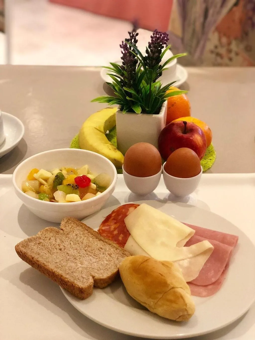 Food and drinks in Hotel Alnacir