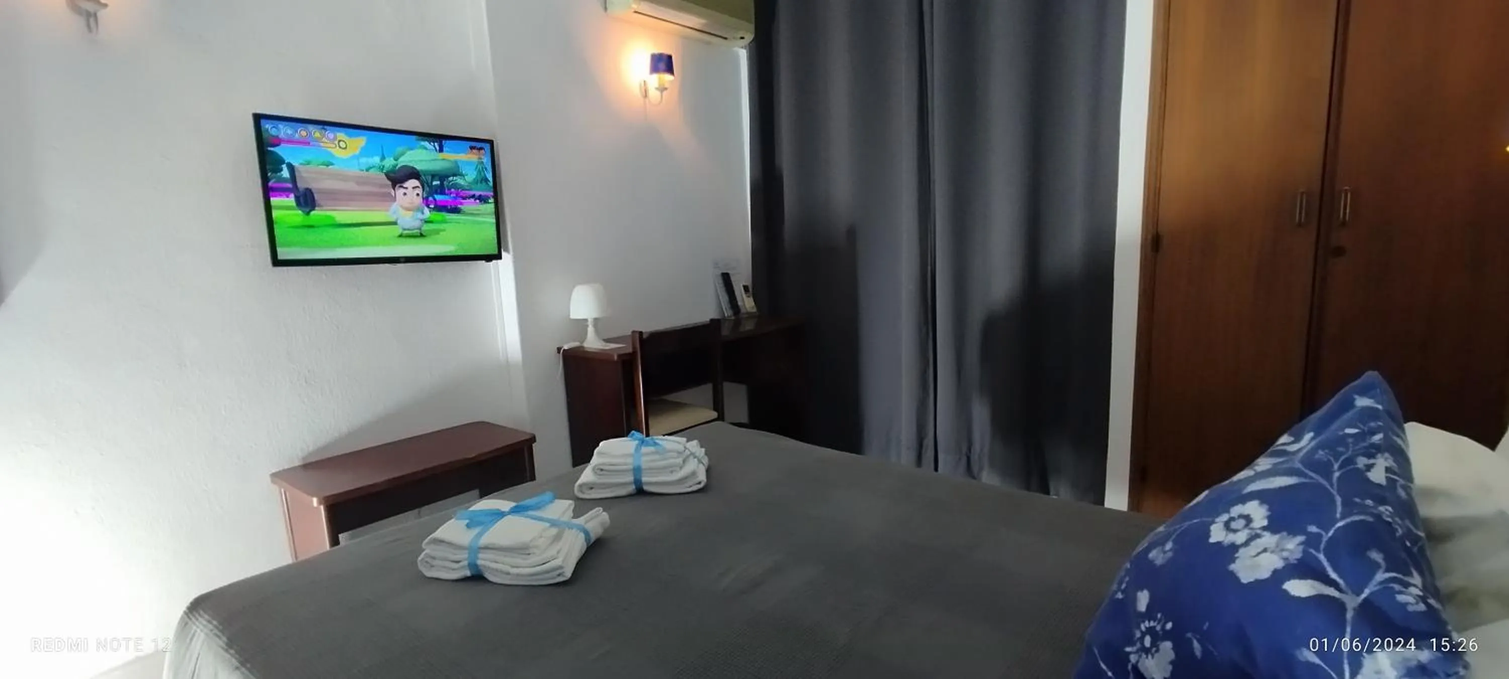 Bed in Hotel Alnacir