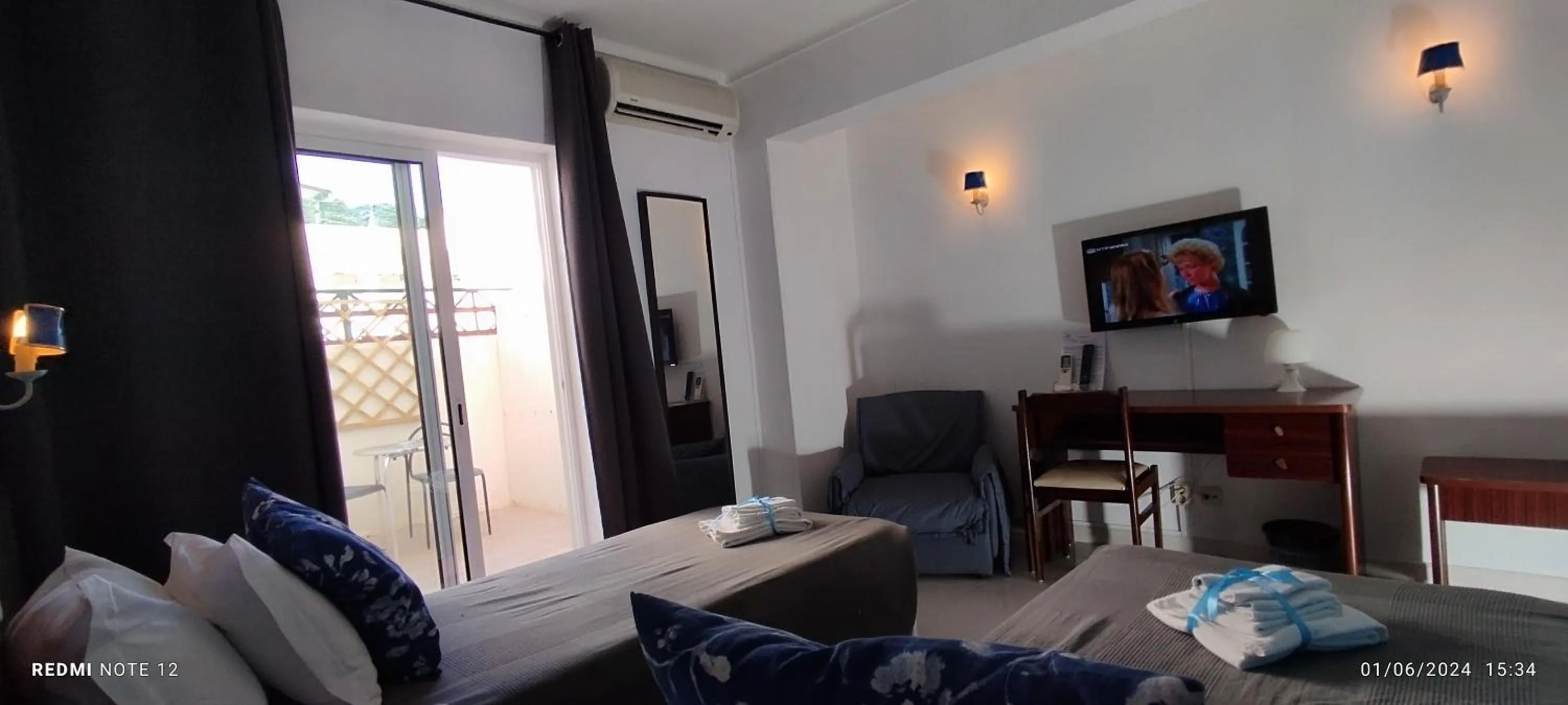 Bed in Hotel Alnacir