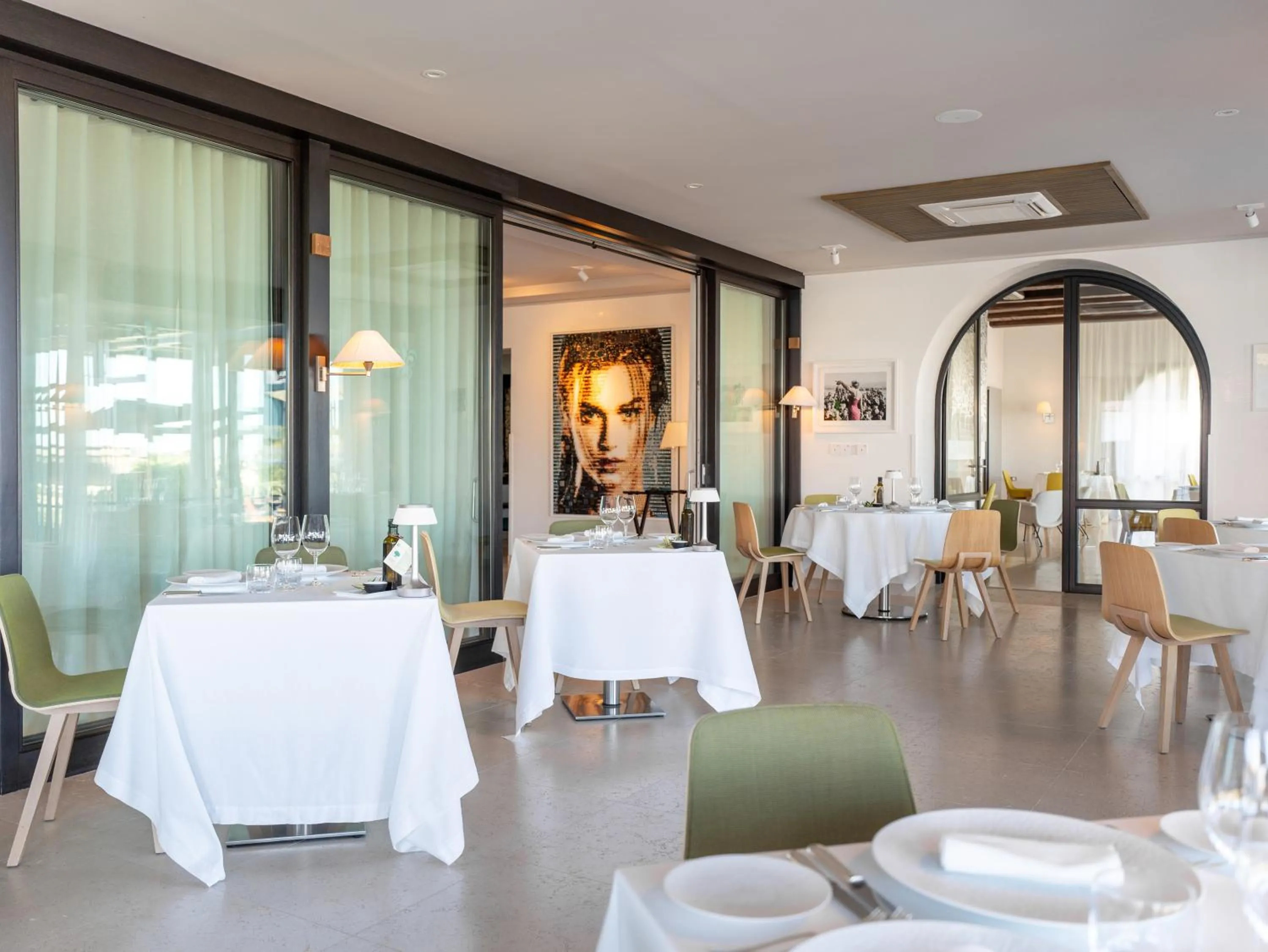 Restaurant/places to eat in La Villa Calvi