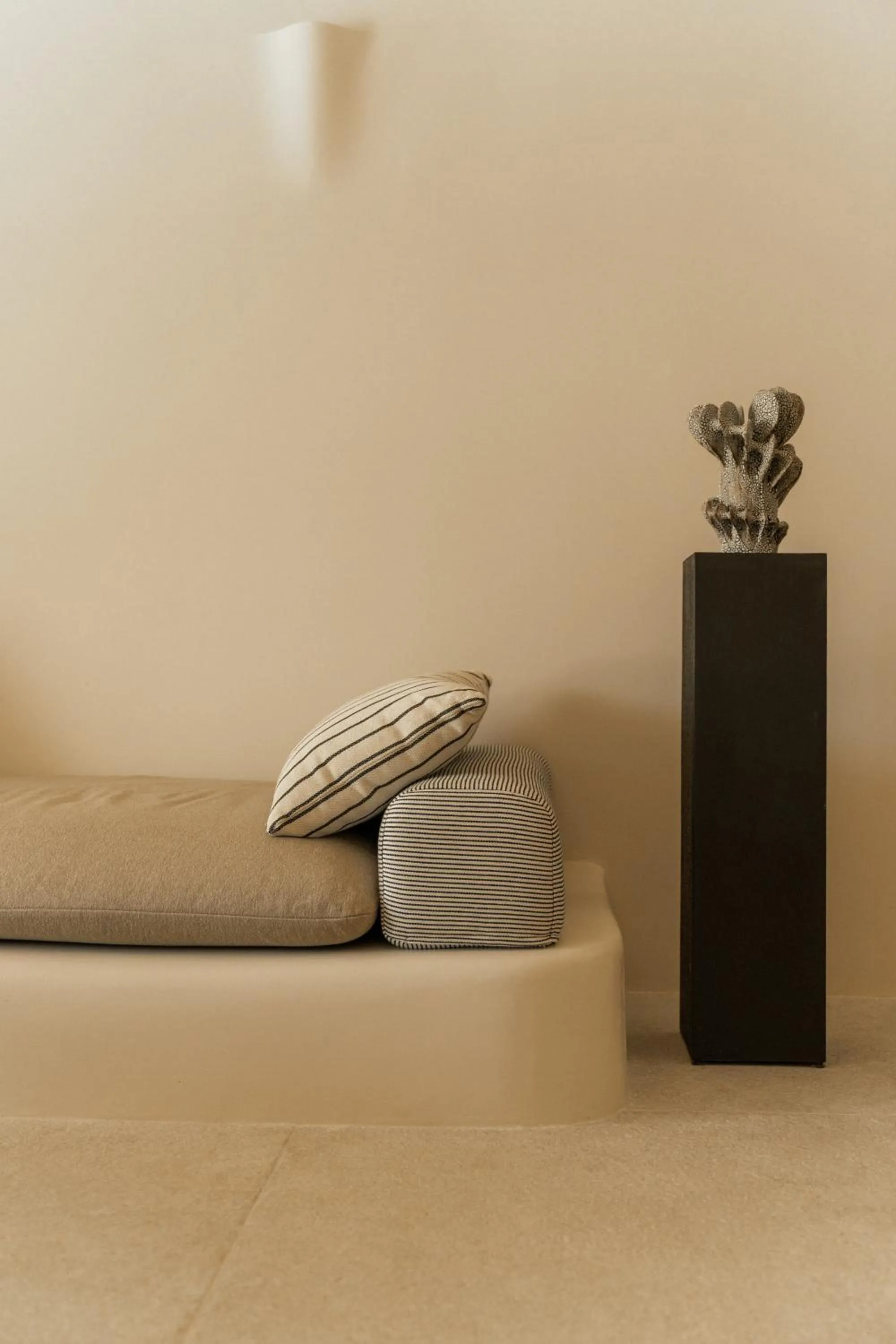 Bedroom in Black Rose Beach Suites