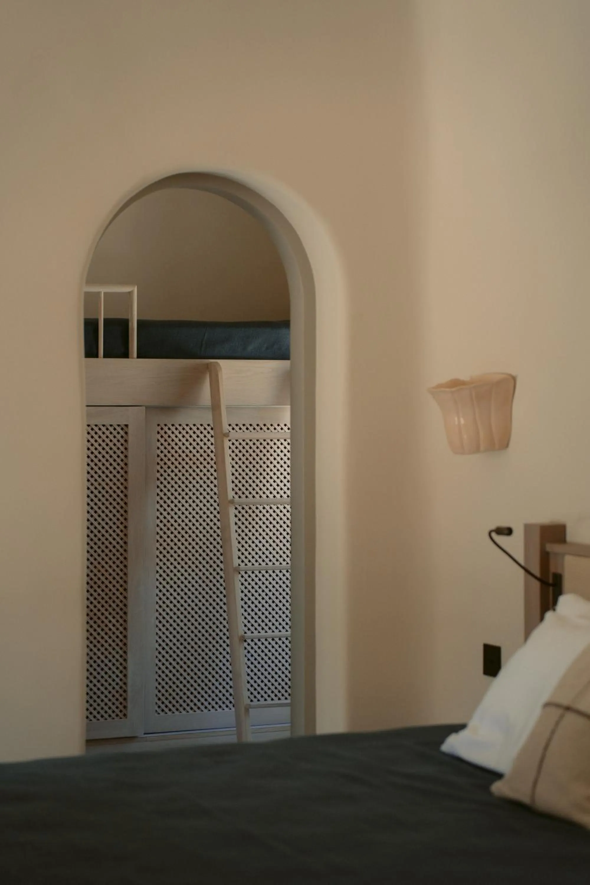 Bedroom, Bed in Black Rose Beach Suites