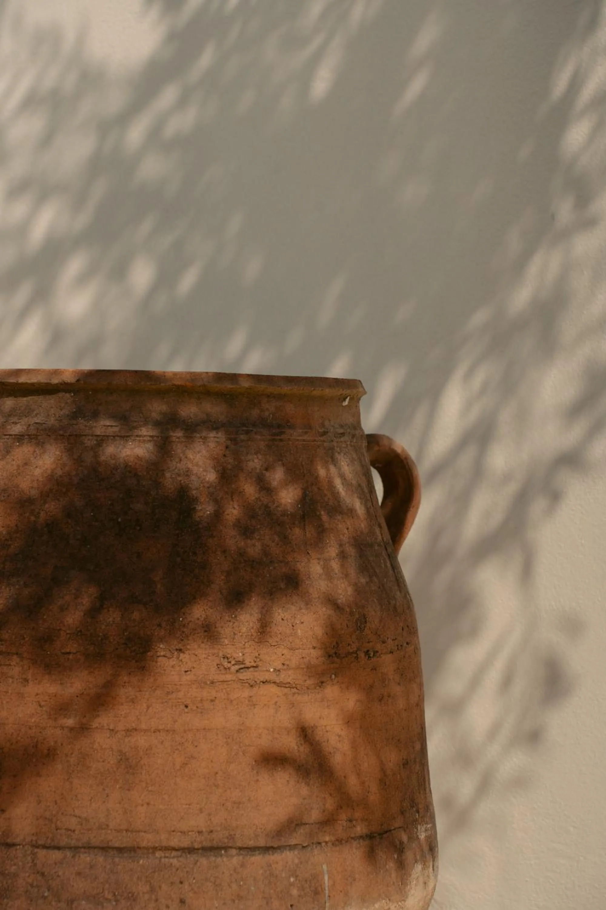 Decorative detail in Black Rose Beach Suites