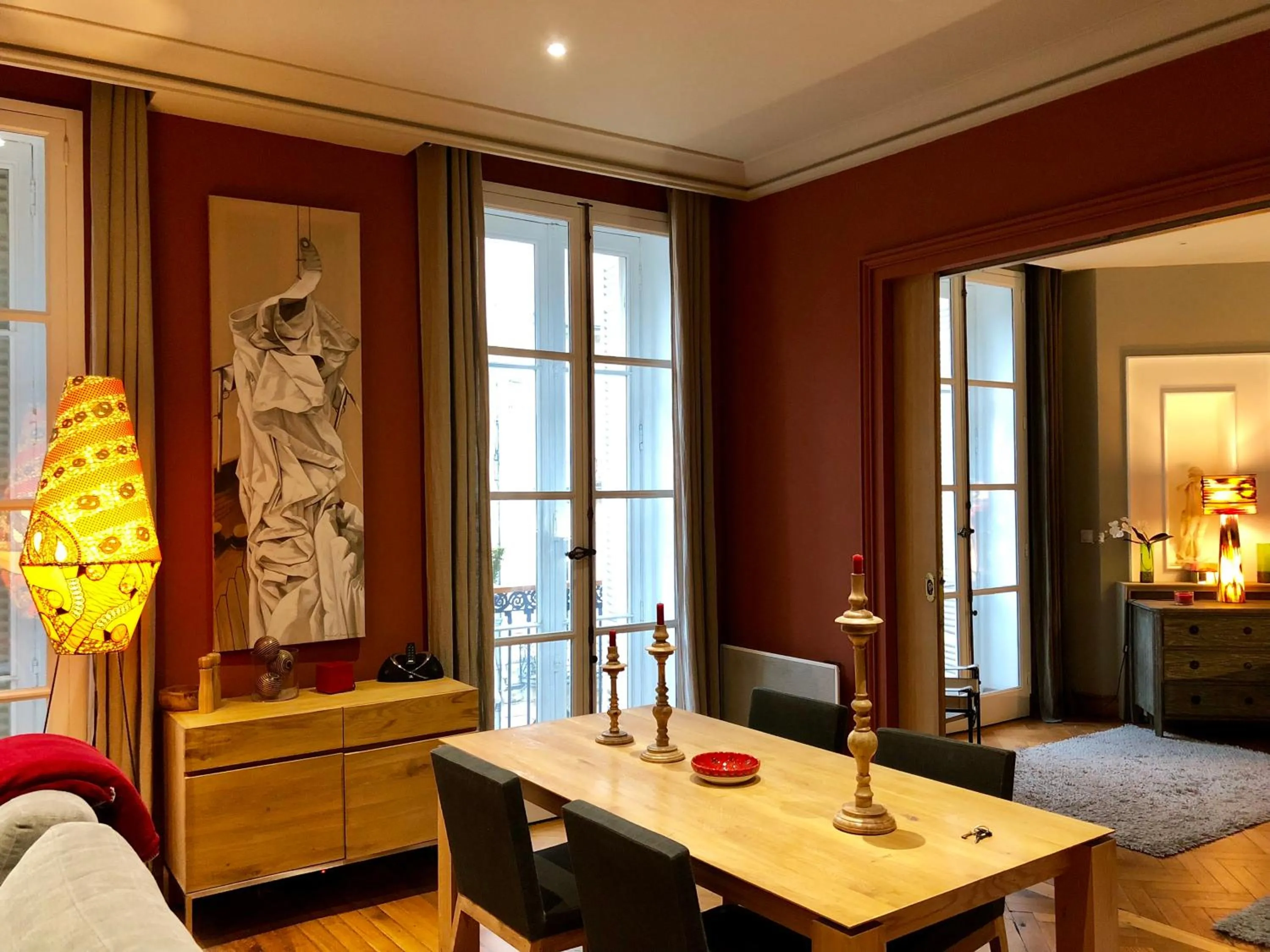Dining area in Maison d'hôtes Bordeaux Centre Le Patio de l'Intendance