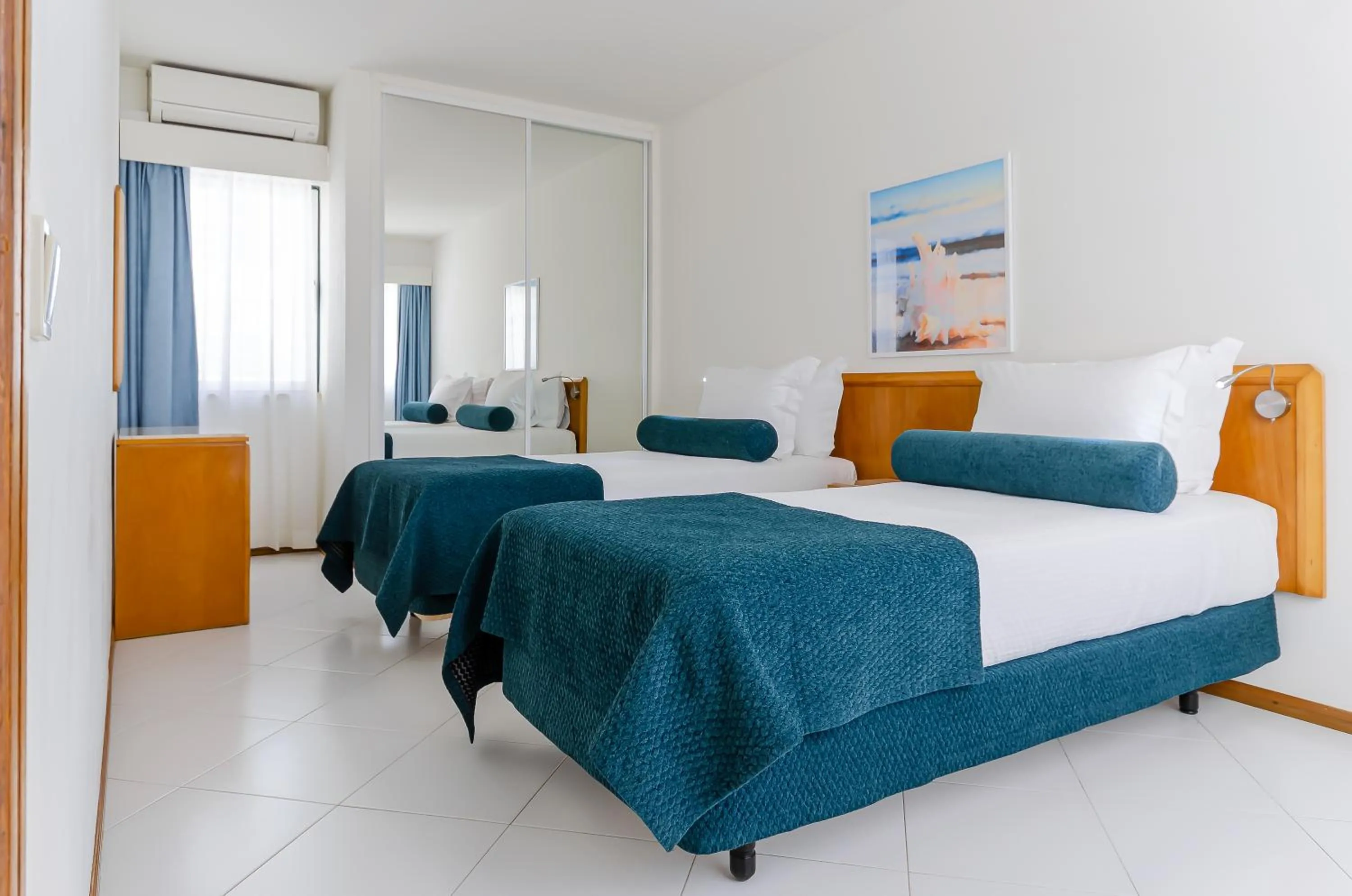 Bed in TURIM Algarve Mor Apartamentos Turísticos