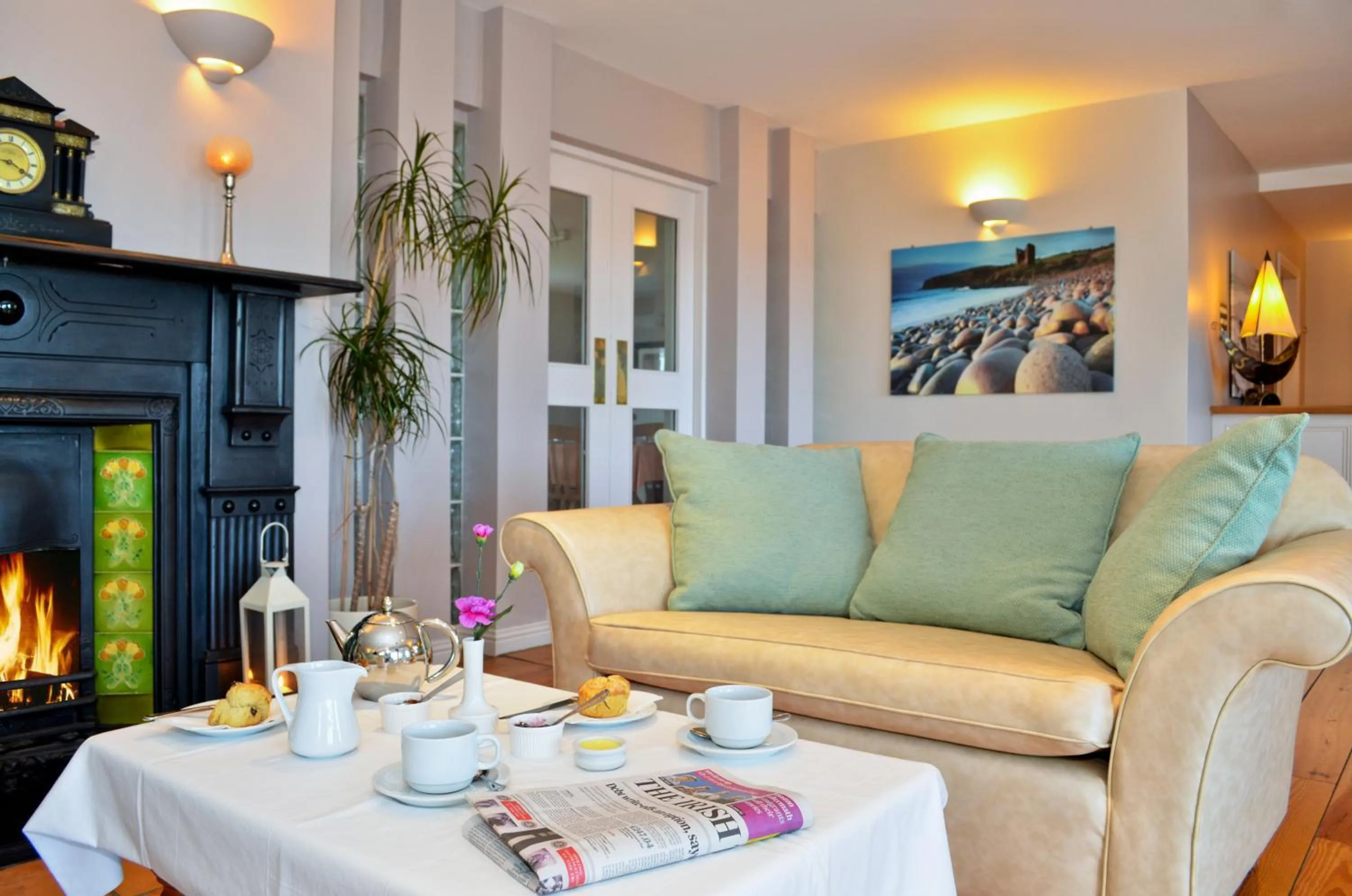 Lobby or reception in Dingle Harbour Lodge B&B