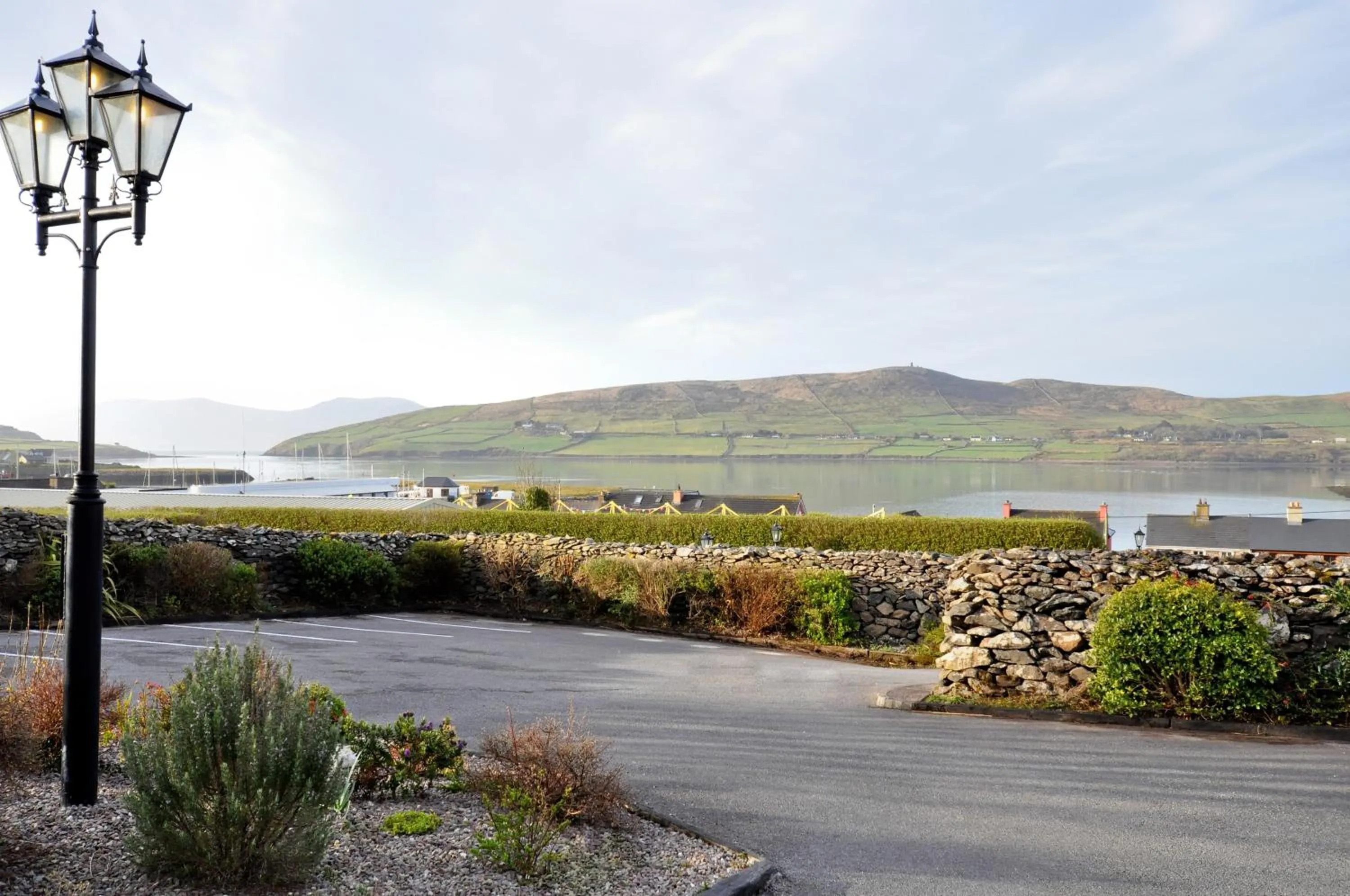 Area and facilities in Dingle Harbour Lodge B&B