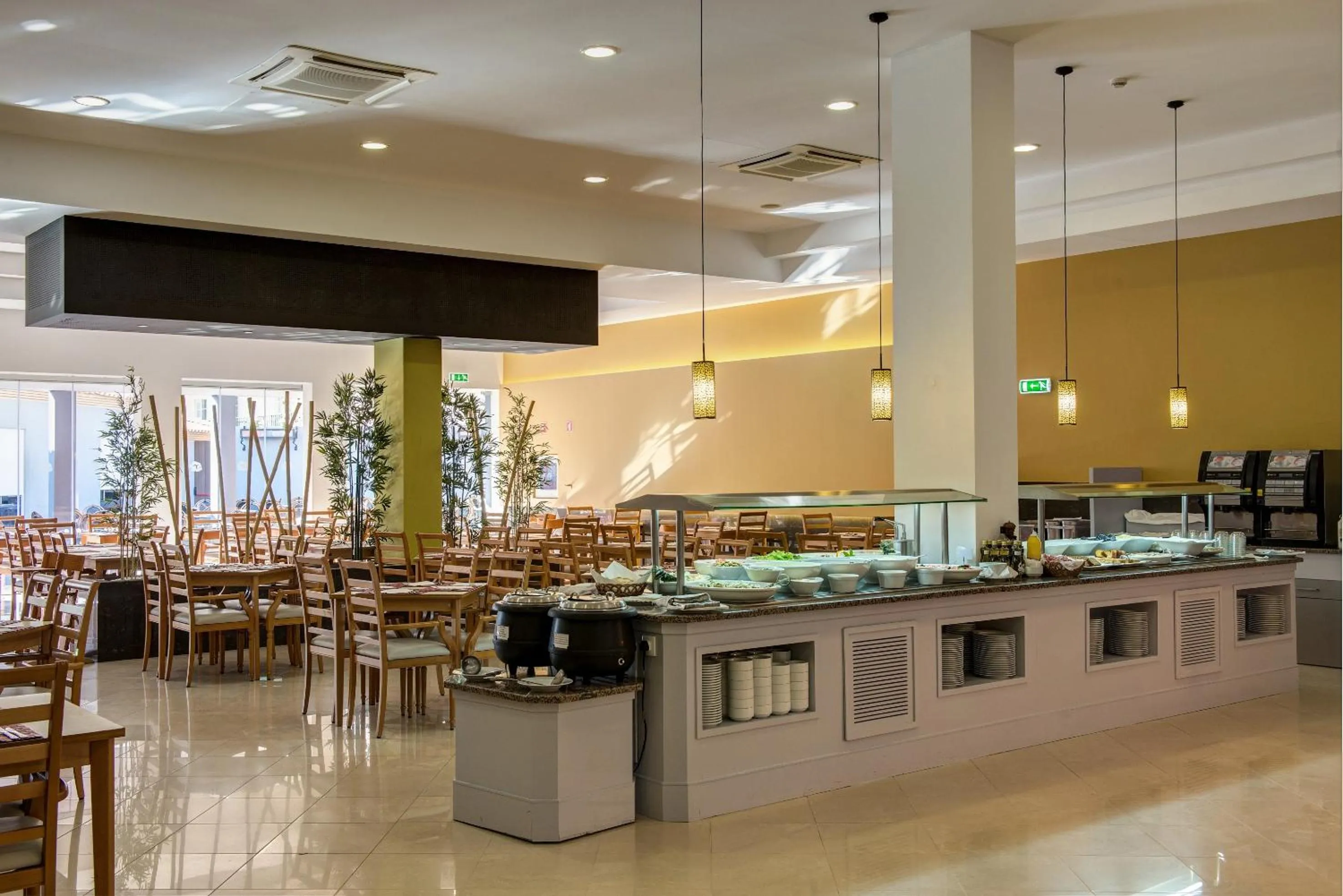 Restaurant/places to eat in 3HB Clube Humbria - All Inclusive